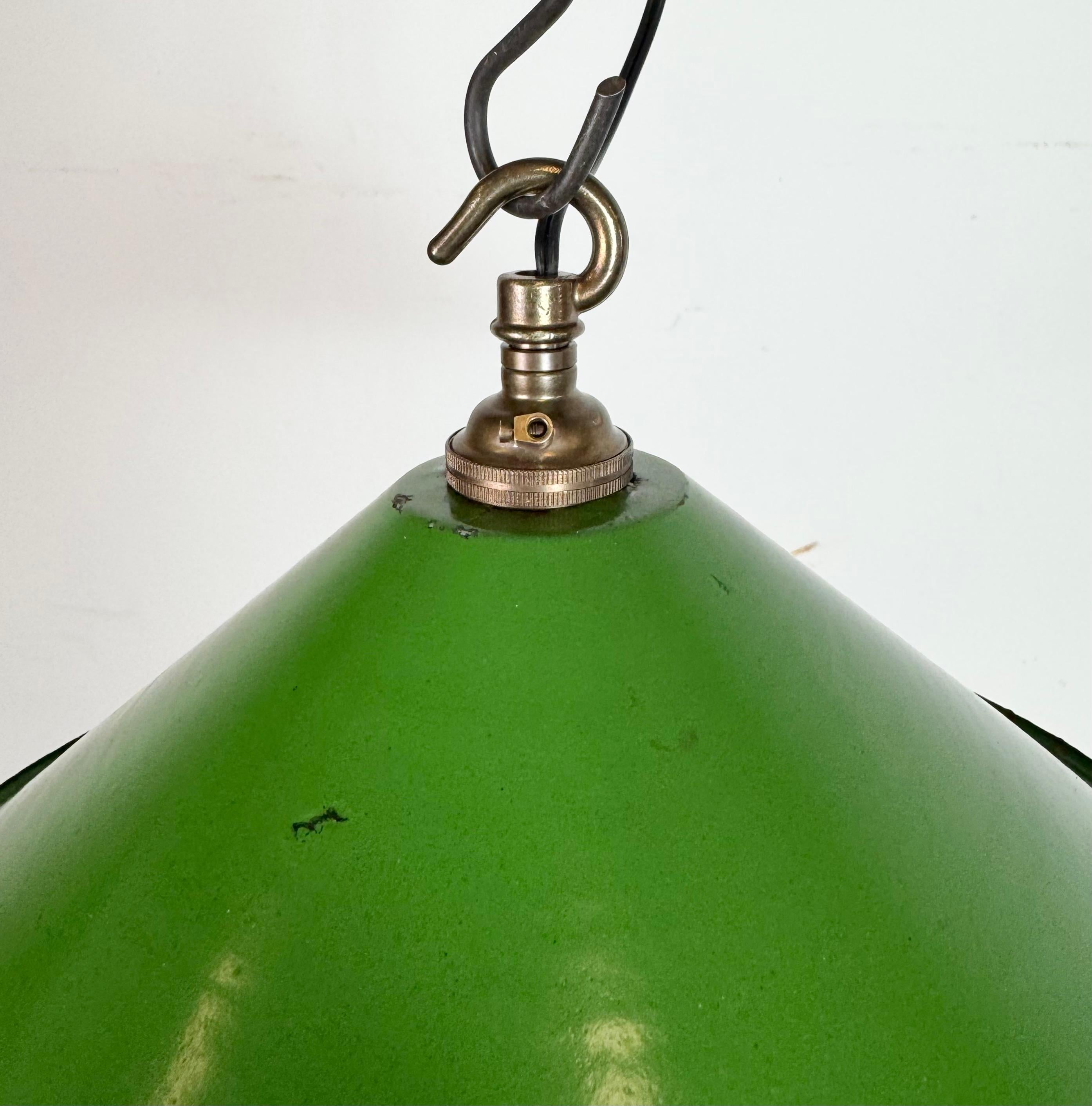 20th Century Industrial British Green Enamel Factory Pendant Lamp, 1950s For Sale