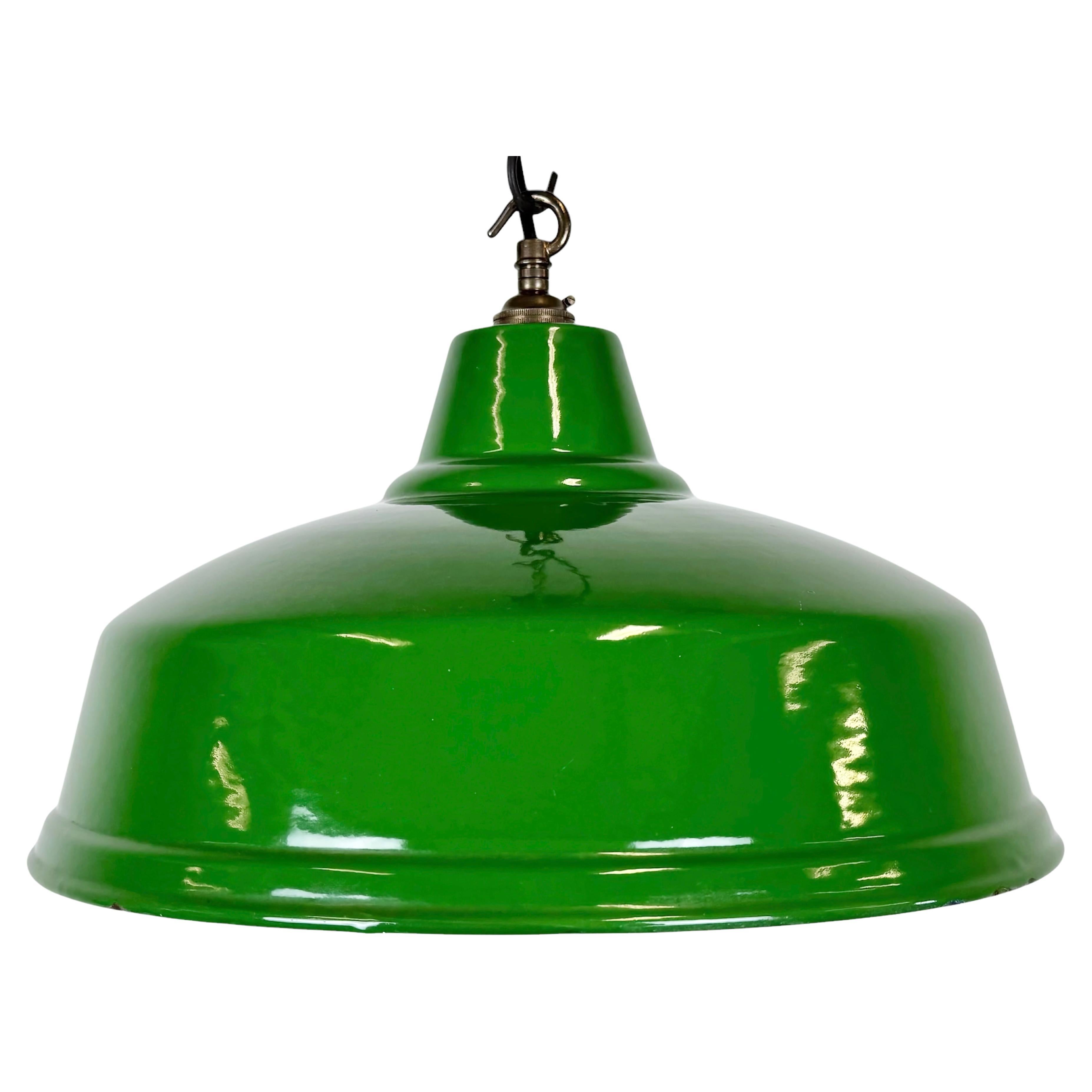 Industrial British Green Enamel Factory Pendant Lamp, 1960s