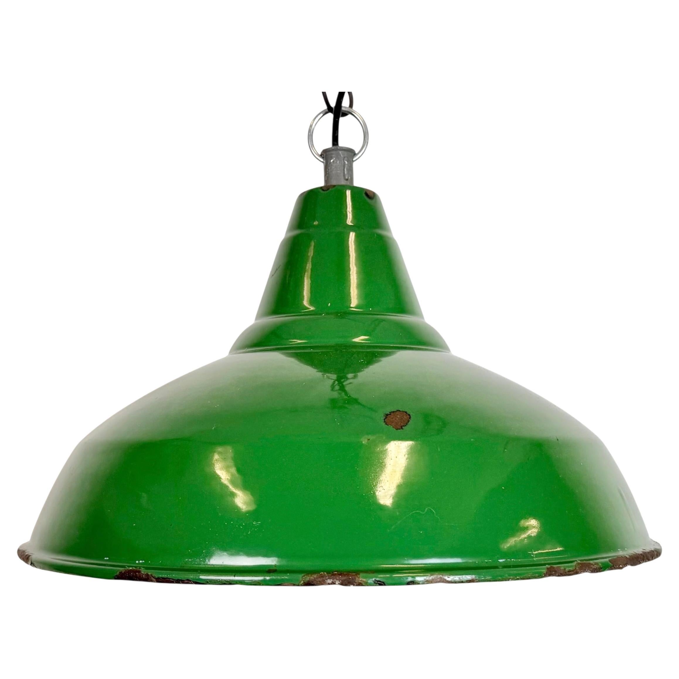 Industrial British Green Enamel Factory Pendant Lamp, 1960s