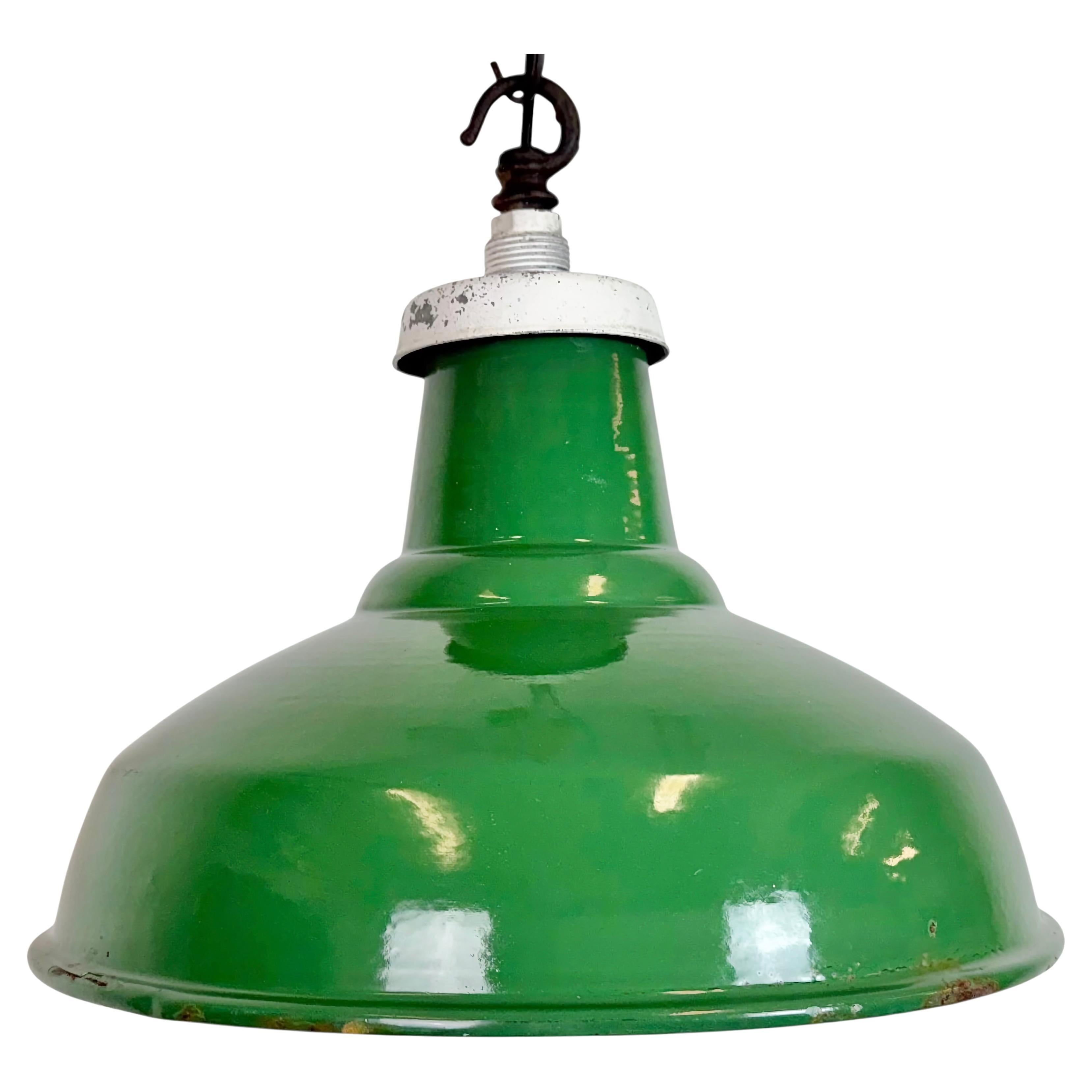 Industrial British Green Enamel Factory Pendant Lamp, 1960s