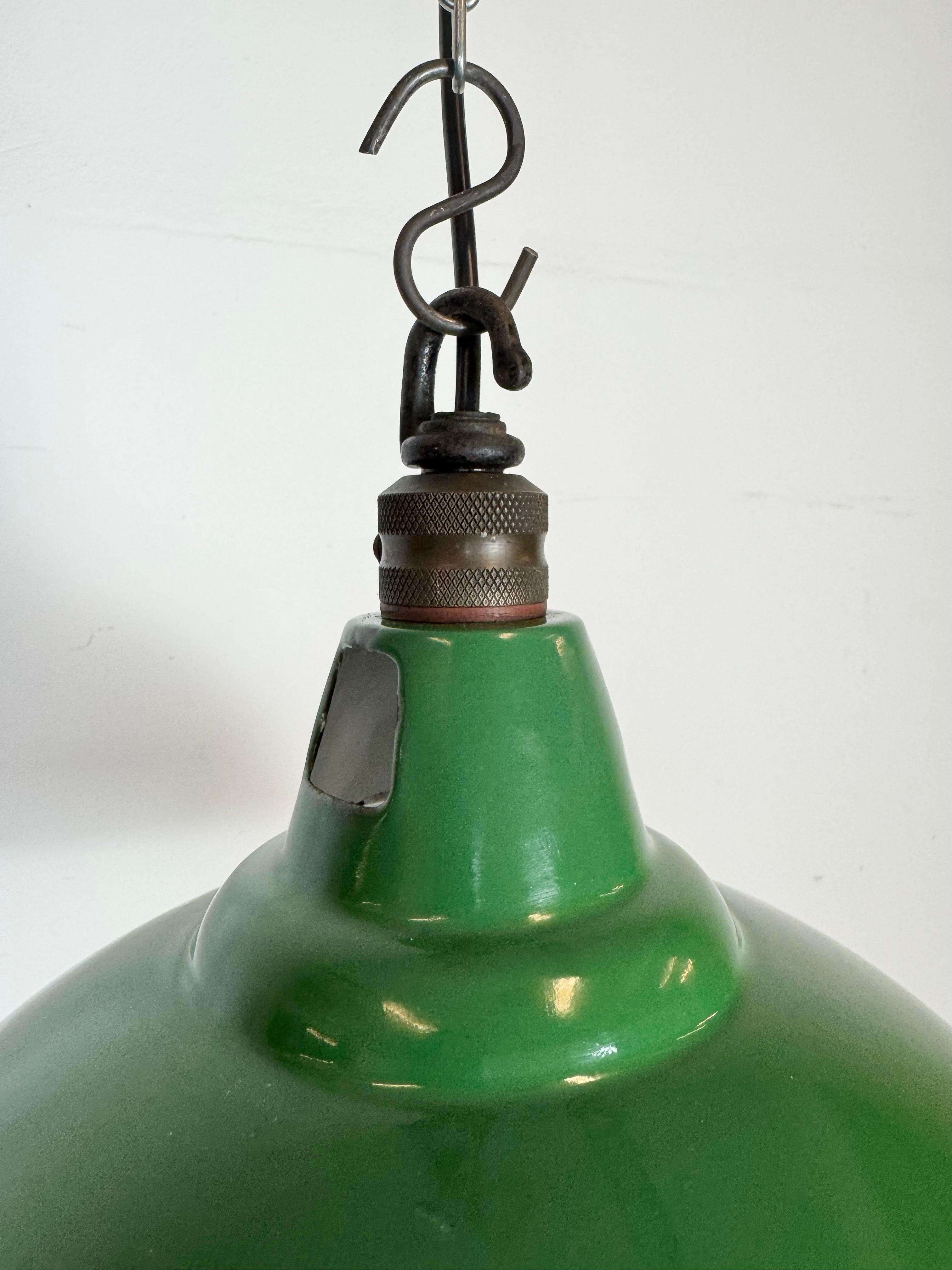 20th Century Industrial British Green Enamel Factory Pendant Lamp from Maxlume, 1960s For Sale