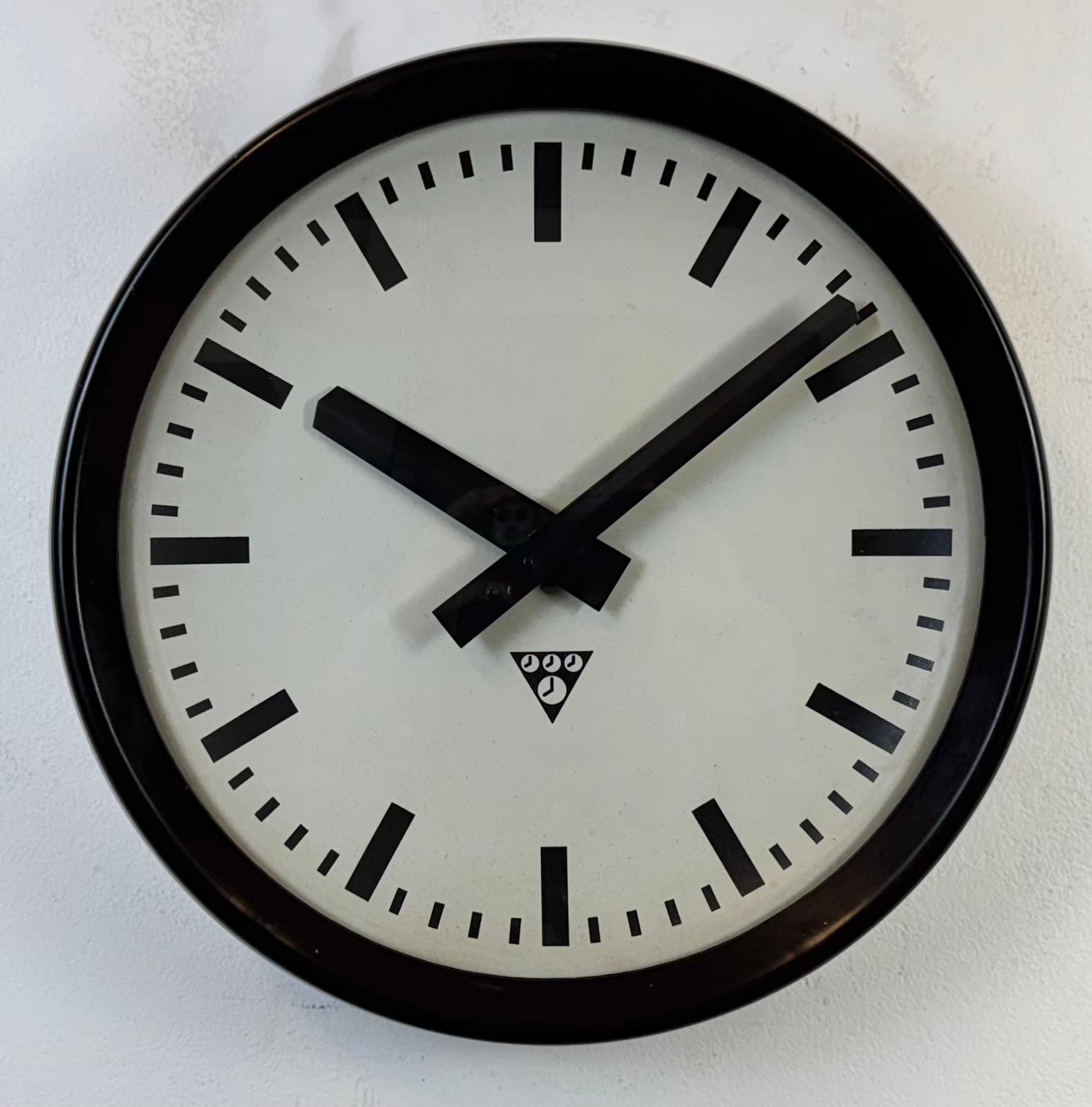 Czech Industrial Brown Bakelite Factory Wall Clock from Pragotron, 1960s For Sale