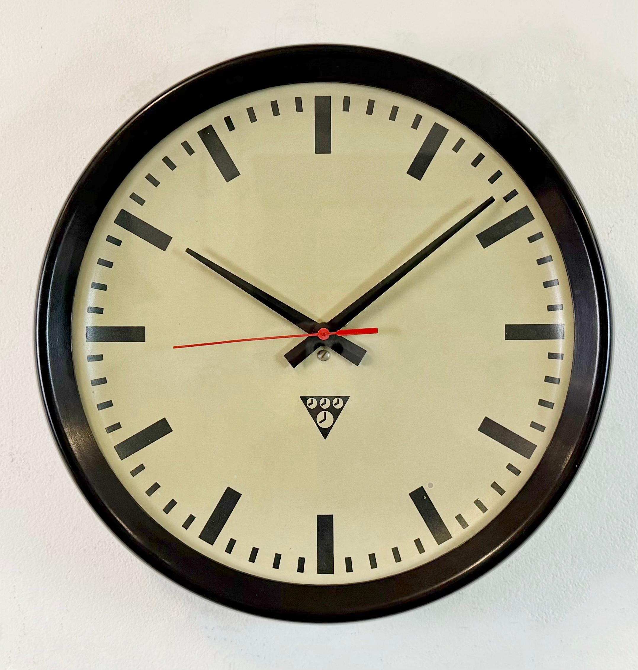 Czech Industrial Brown Bakelite Factory Wall Clock from Pragotron, 1960s For Sale