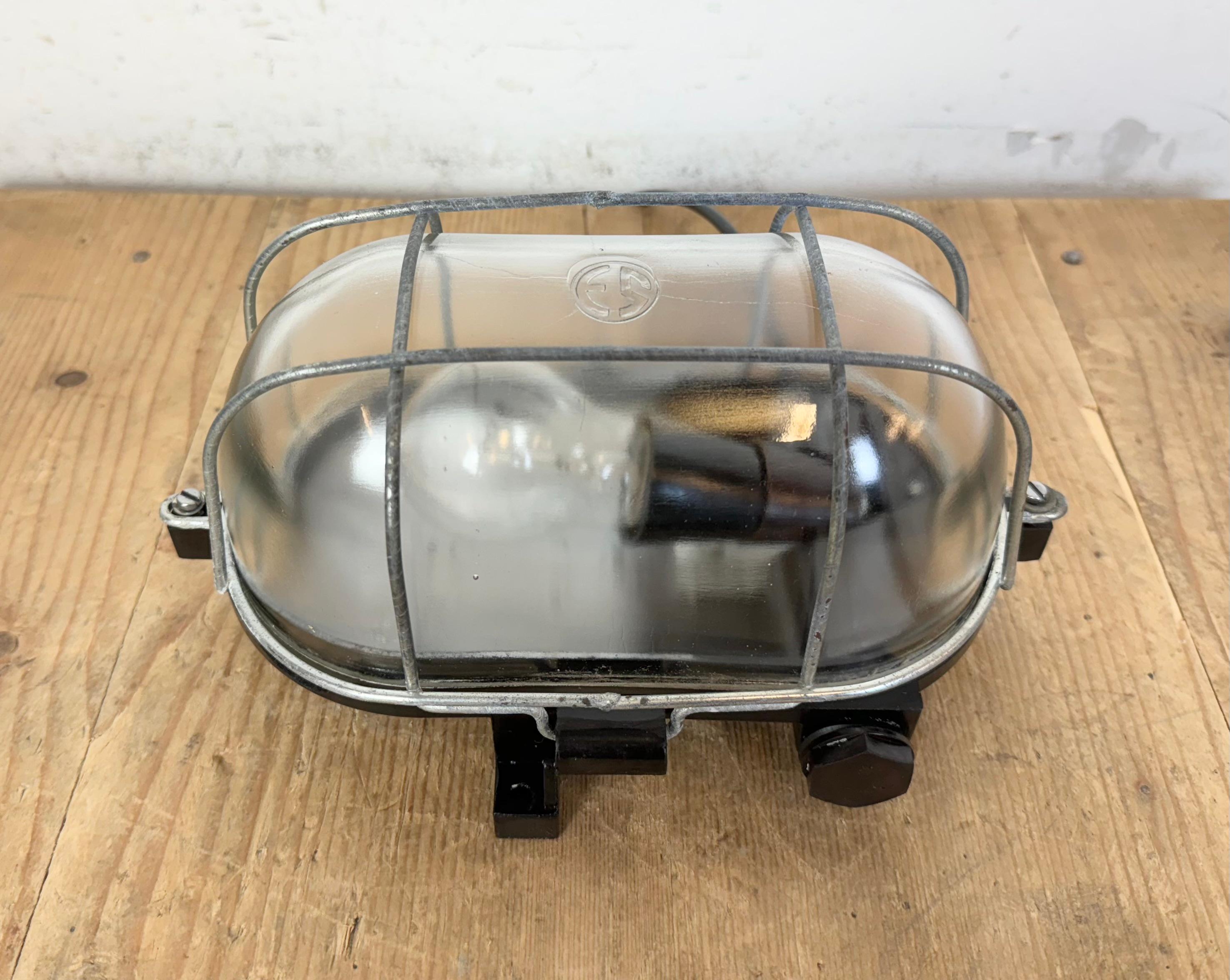 Mid-20th Century Industrial Brown Bakelite Wall Light with Clear Glass, 1960s For Sale