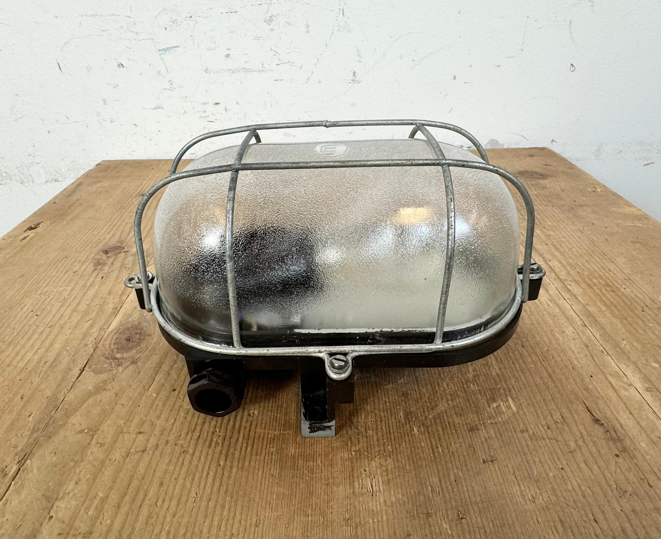 Industrial Brown Bakelite Wall Light with Frosted Glass, 1960s For Sale 9