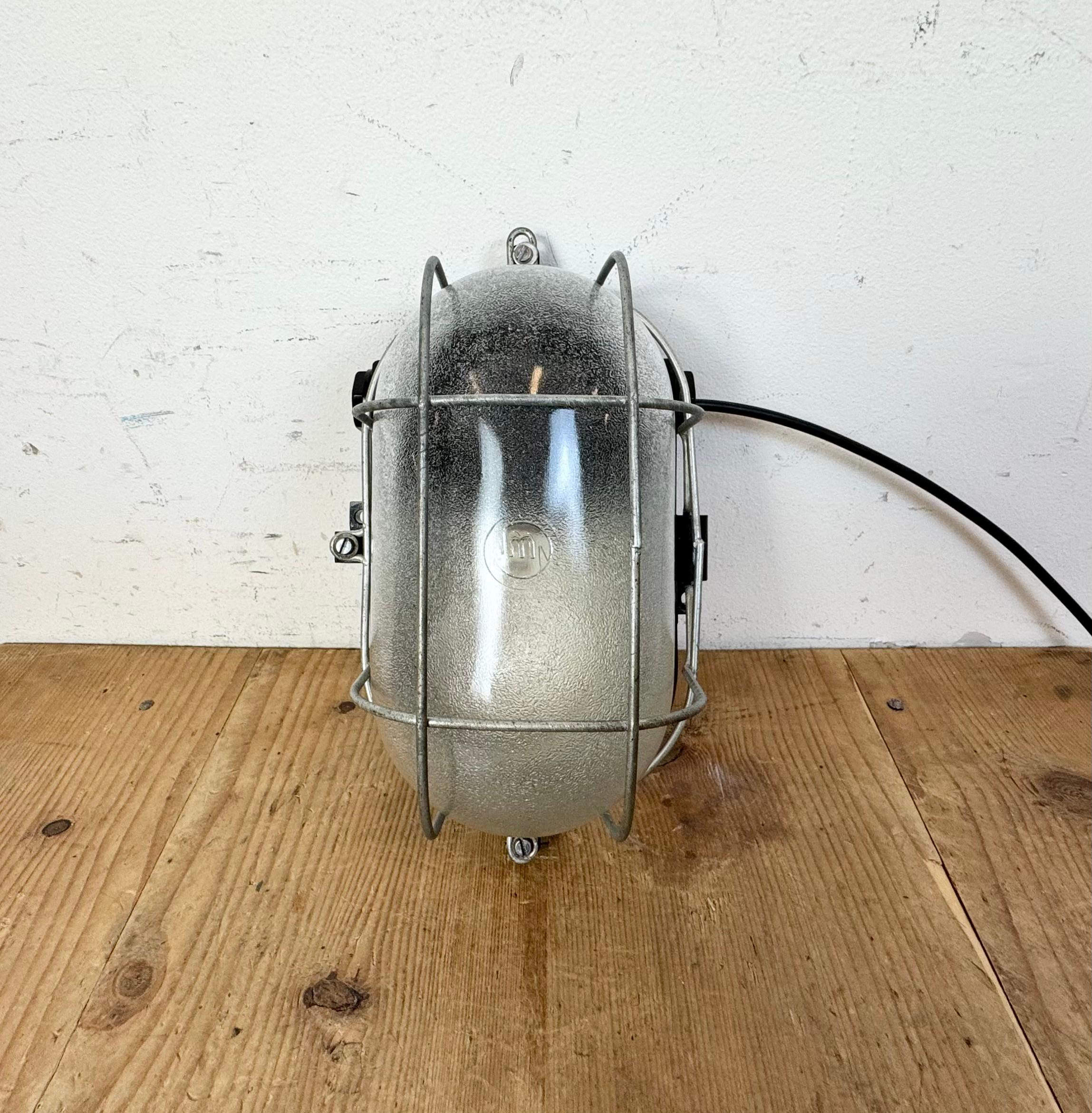 Industrial Brown Bakelite Wall Light with Frosted Glass, 1960s In Good Condition For Sale In Kojetice, CZ
