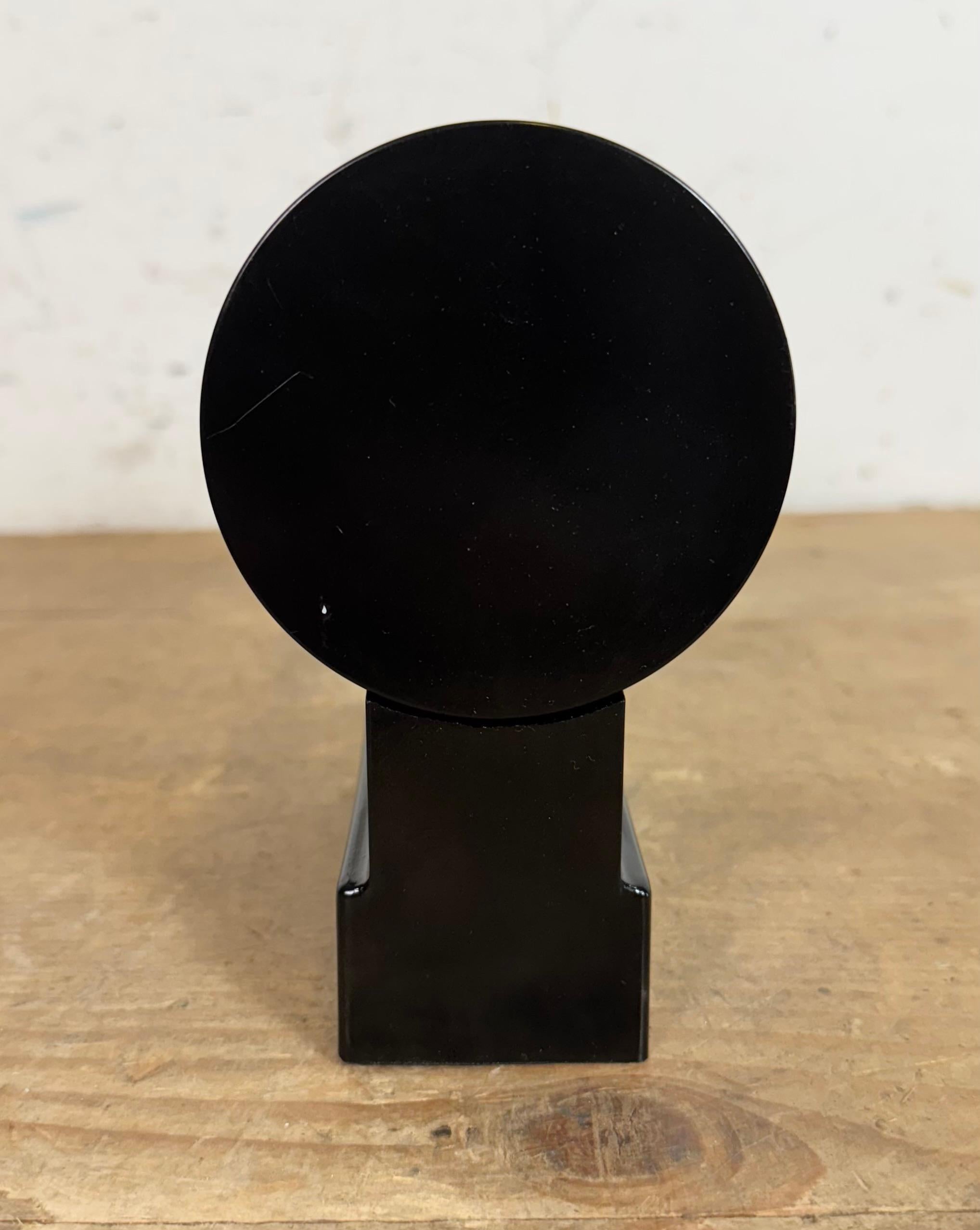 Lampada da parete industriale in bachelite marrone con vetro latteo, anni '60 in vendita 5