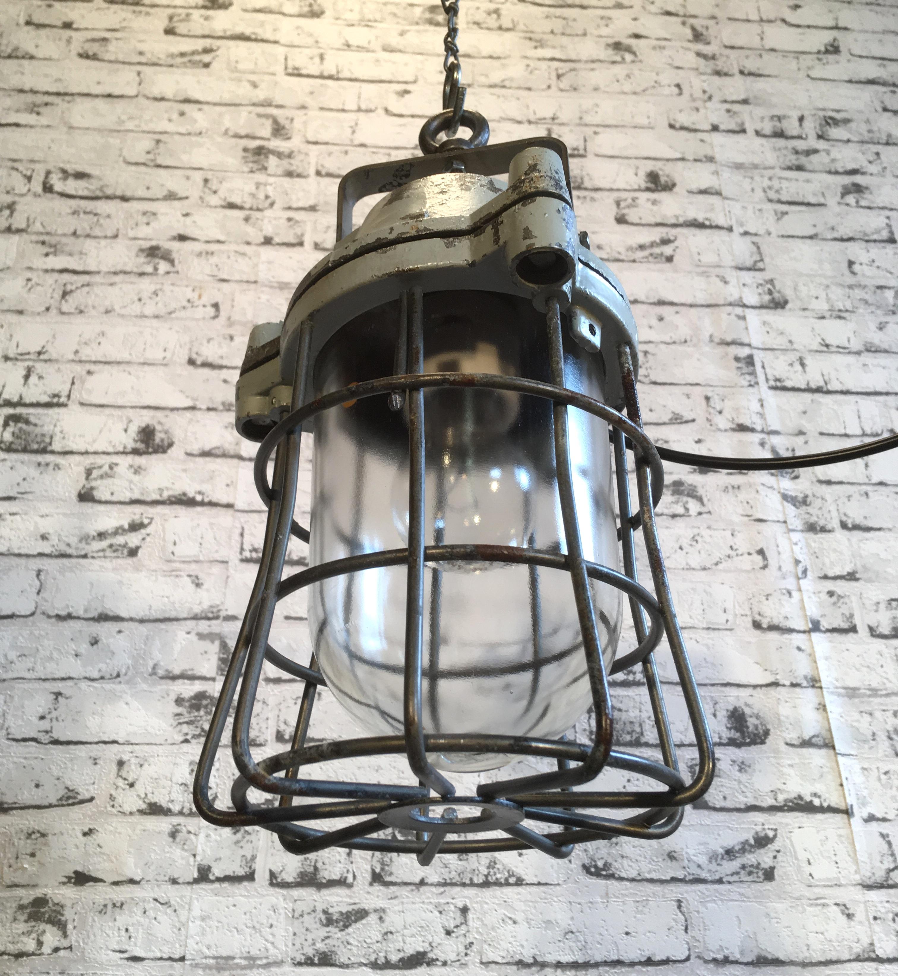 Industrial Bunker Hanging Lamp with Iron Cage from Elektrosvit, 1960s In Good Condition In Kojetice, CZ