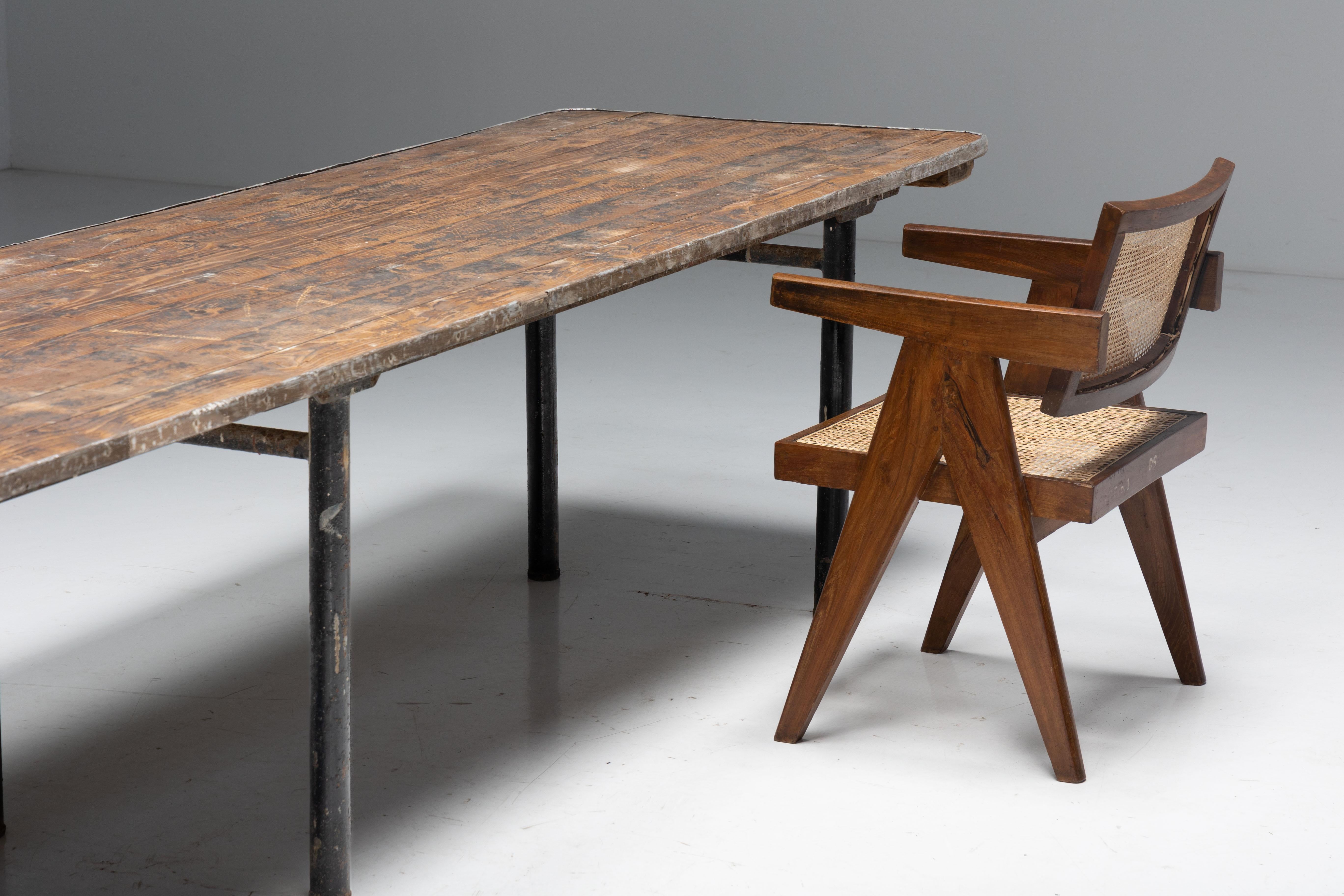 Industrial Butcher Dining Table, France, 1950s In Excellent Condition For Sale In Antwerp, BE