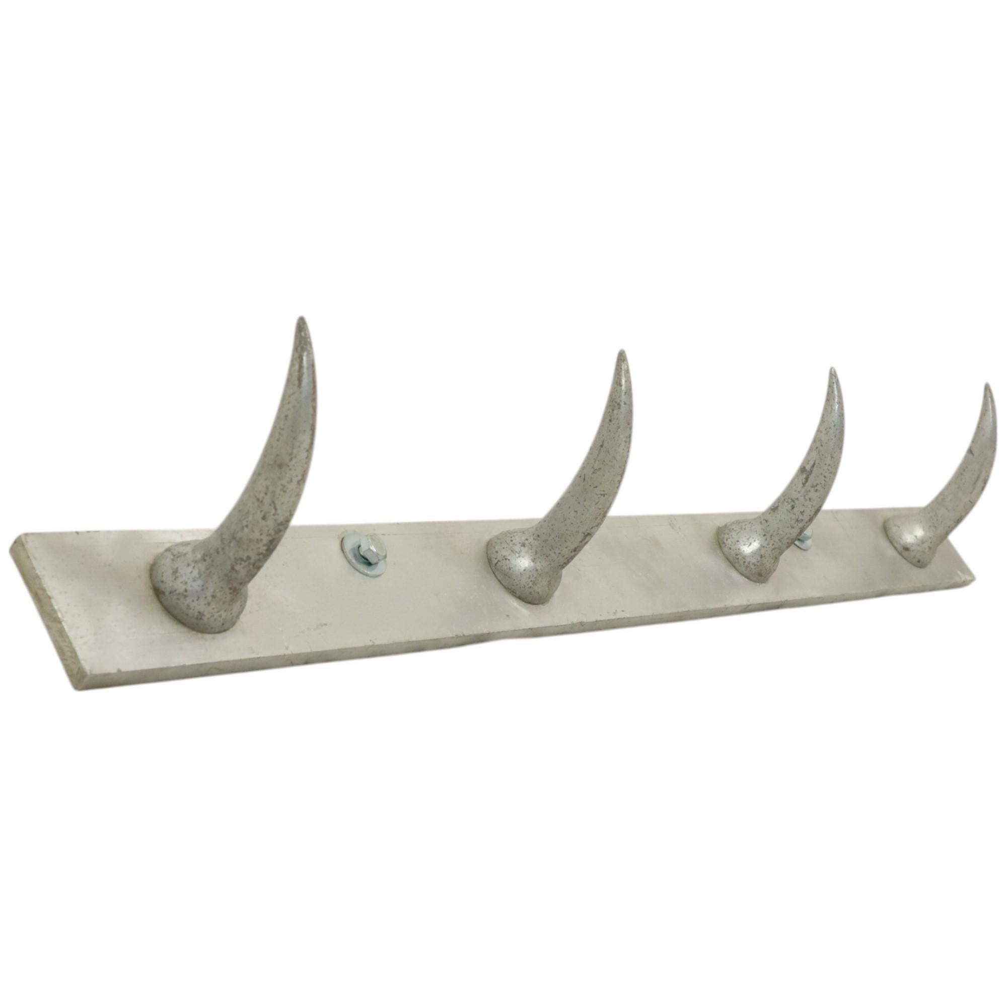 Scaffale industriale per macellai 4 ganci Wolf Teeth France in vendita 3