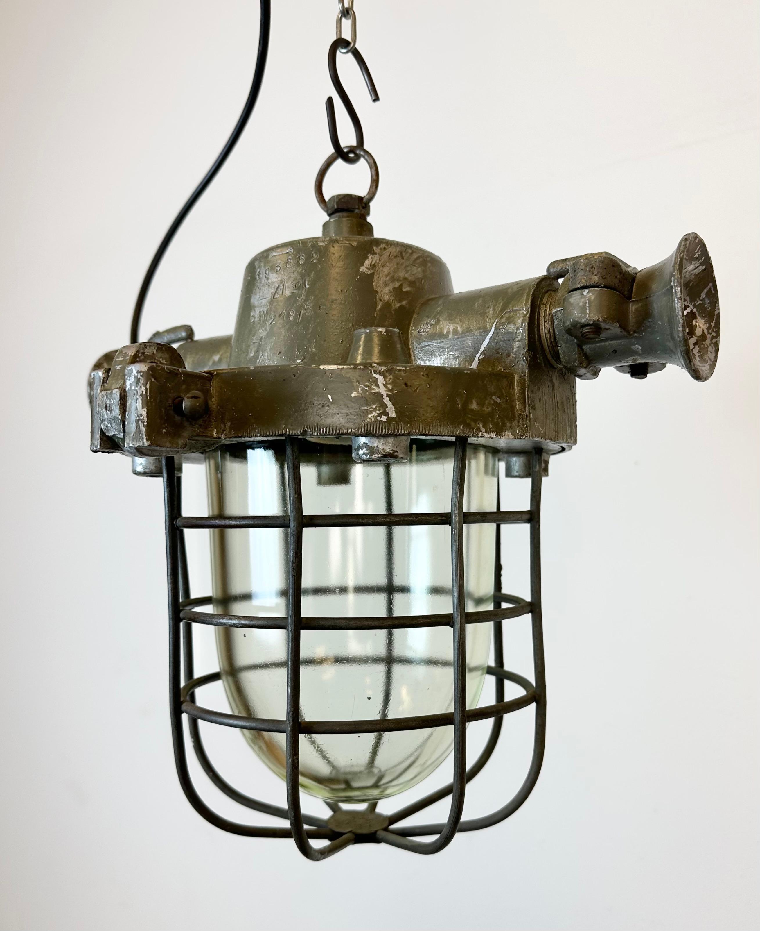 Industrial Cast Aluminium Cage Pendant Light, 1960s For Sale 7