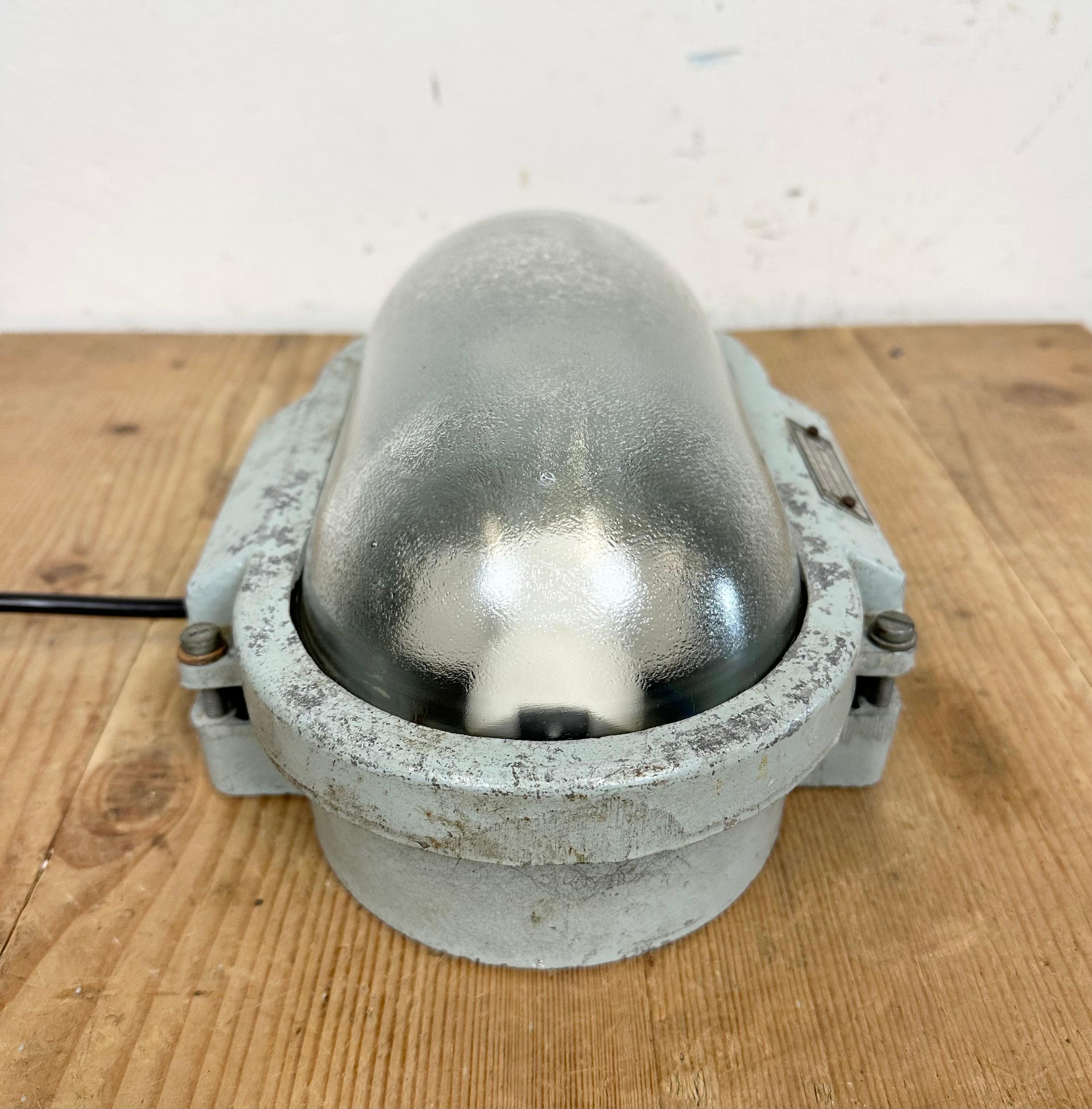 Aluminum Industrial Cast Aluminium Wall Light with Frosted Glass from Elektrosvit, 1970s For Sale