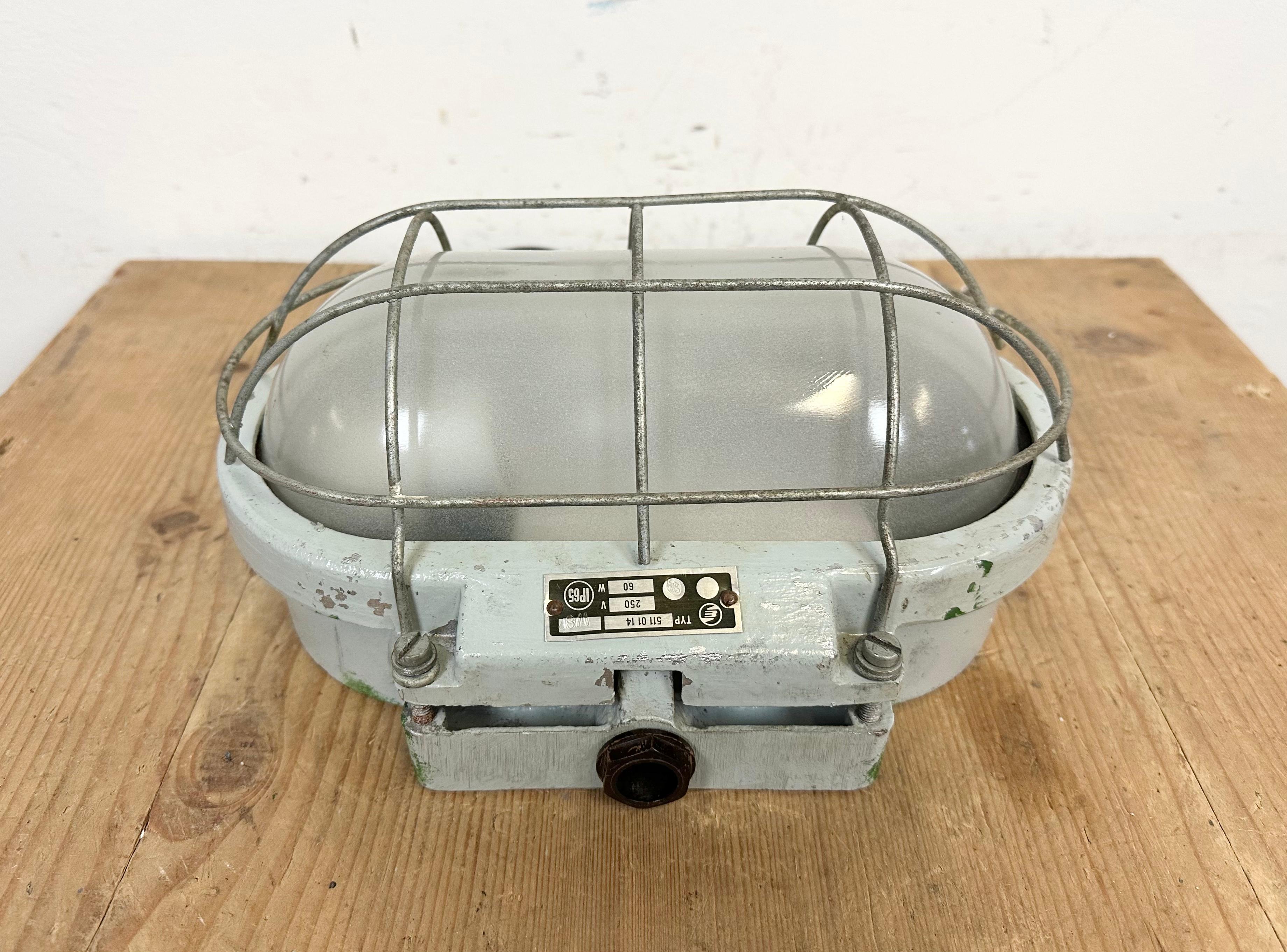 Late 20th Century Industrial Cast Aluminium Wall Light with Milk Glass from Elektrosvit, 1970s For Sale