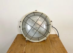 Lampada da parete o soffitto in alluminio fuso industriale, anni '70