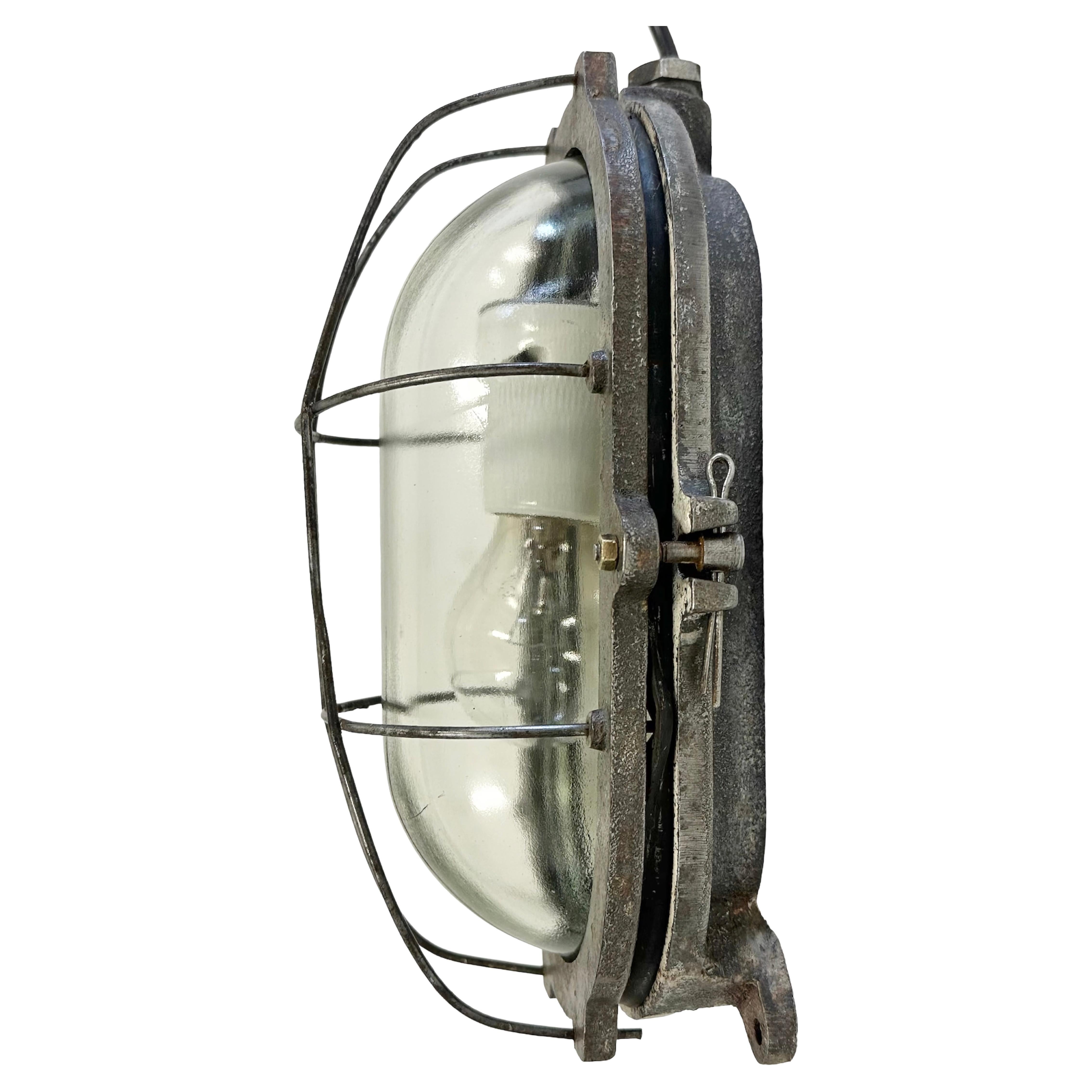 Industrial Cast Iron Wall Light, 1960s For Sale