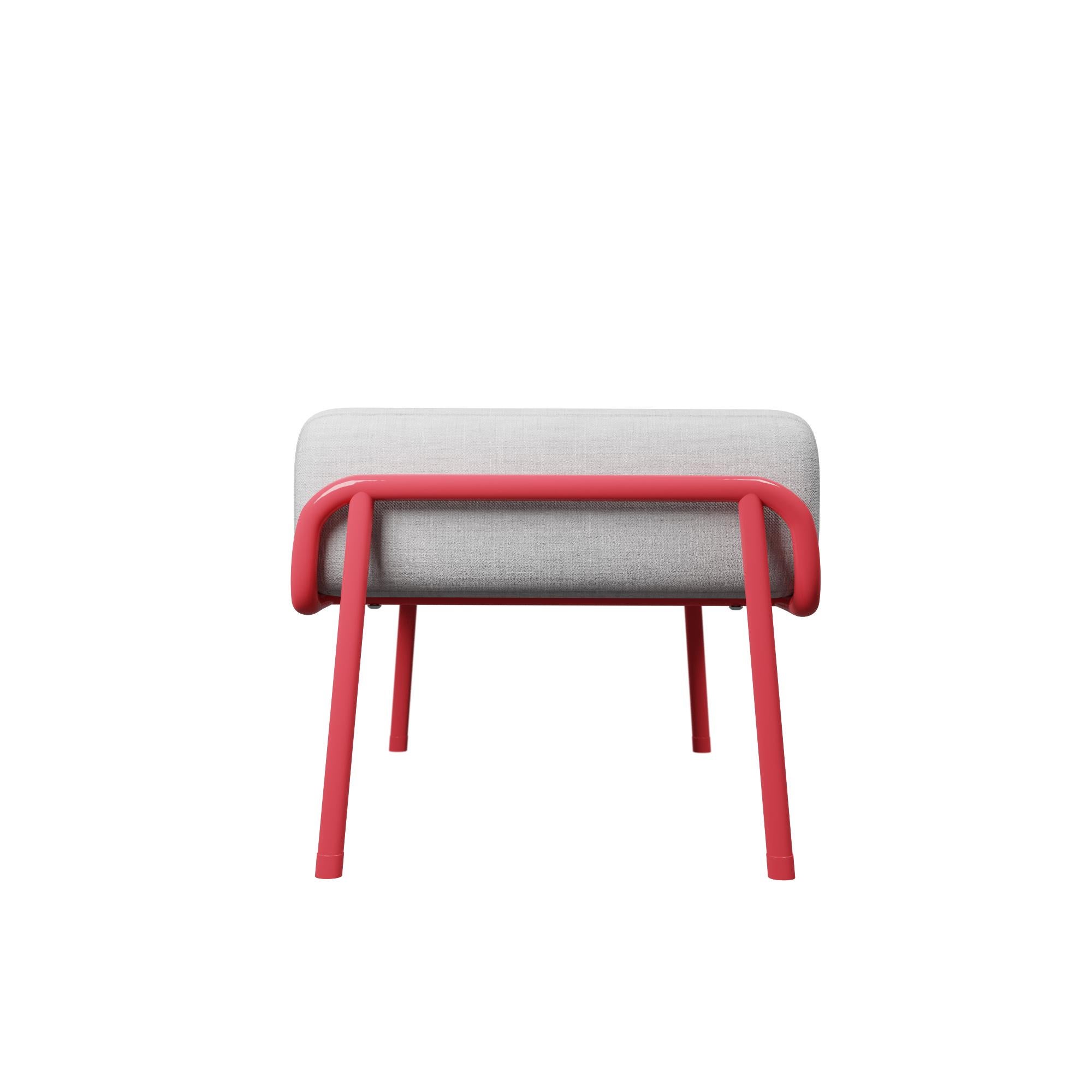 Industrial CAYENNE Finish Ottoman DUV with Cream fabric handcrafted by Murmurio In New Condition For Sale In Lordelo, PT