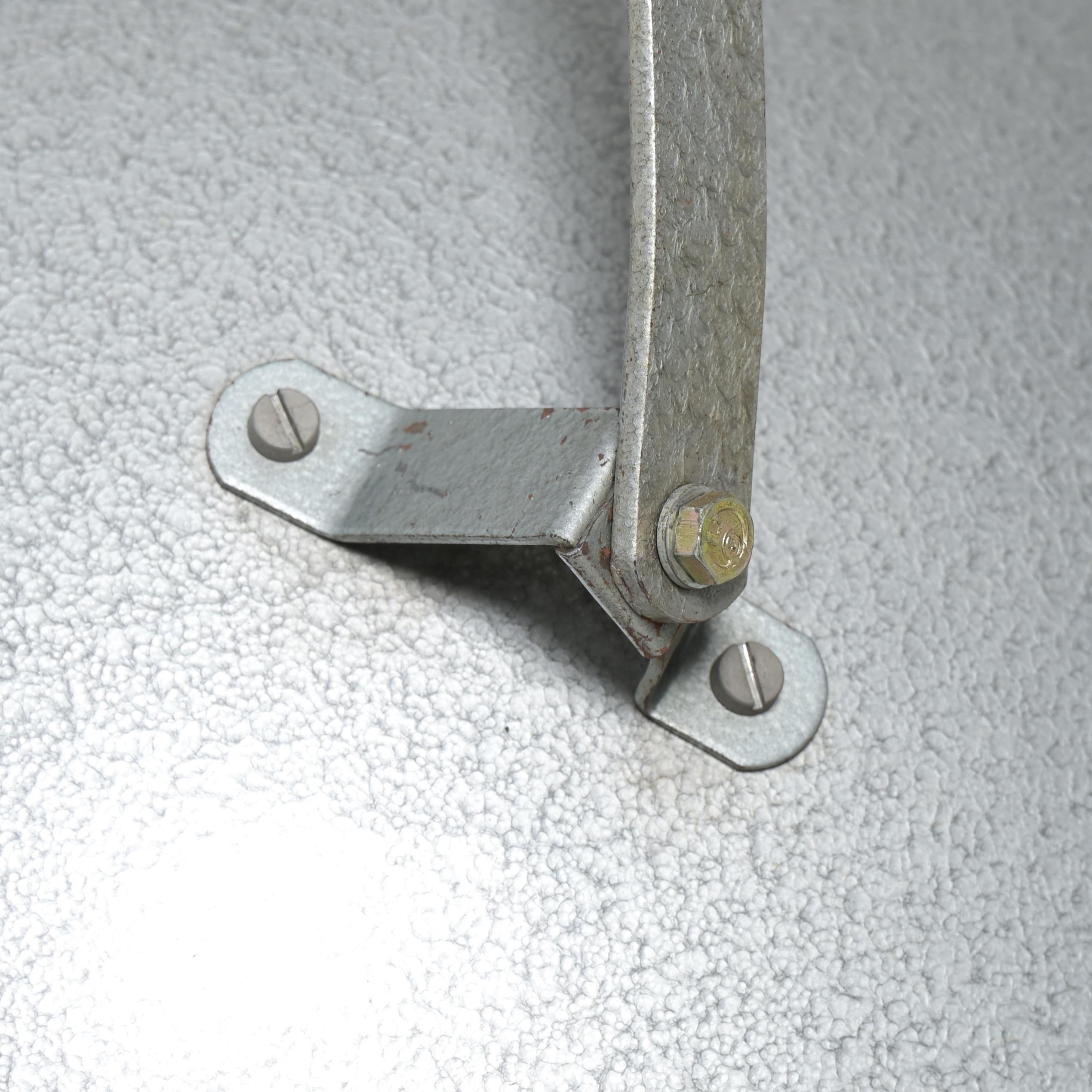 Industrielle Industrie-Deckenleuchte von Narita im Angebot 4