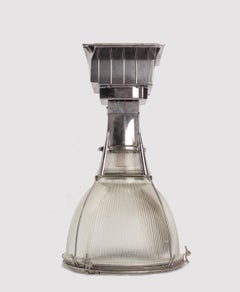 Industrial ceiling lamp, United States 1940.