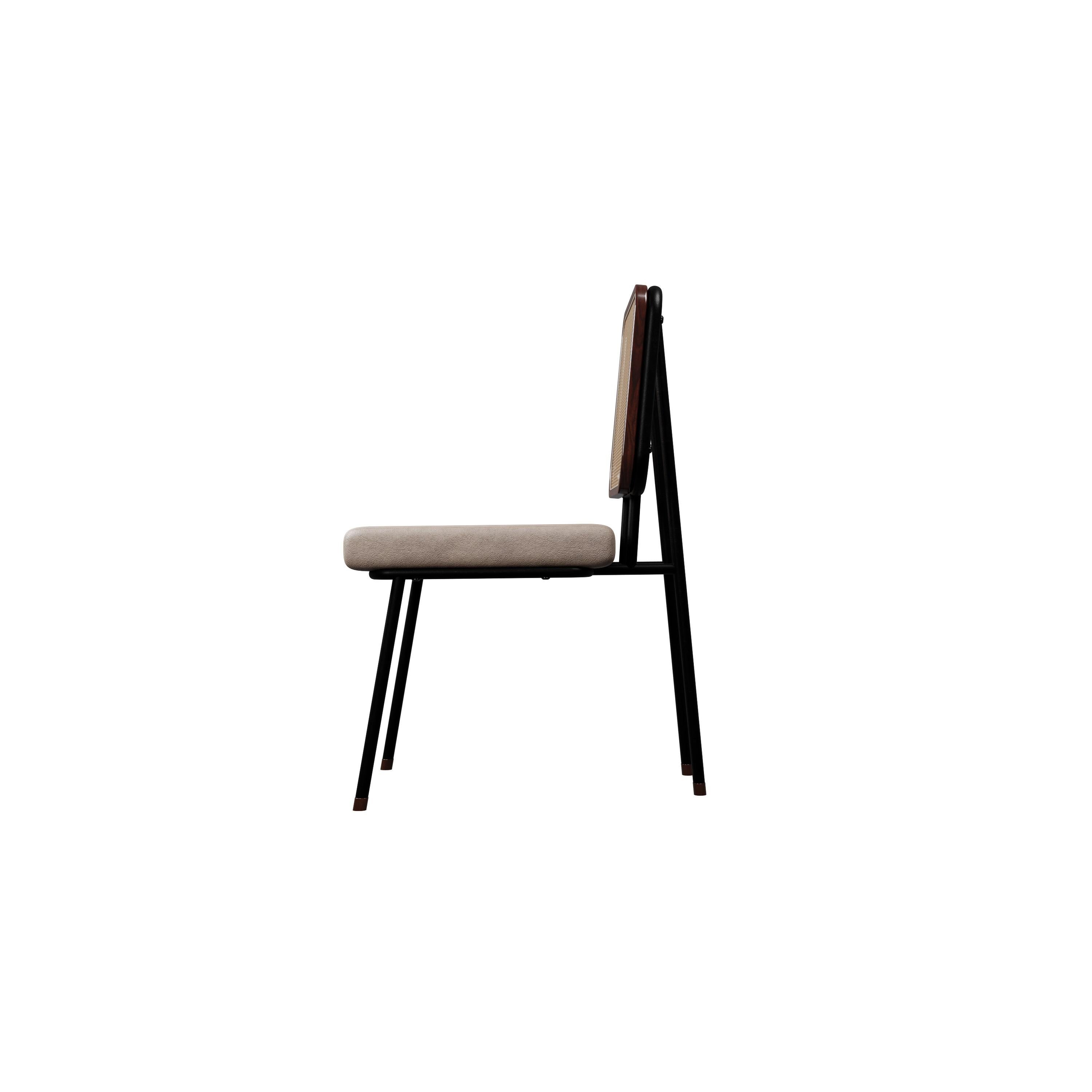 Portuguese Industrial chair DUV Cream leather handcrafted by Murmurio For Sale