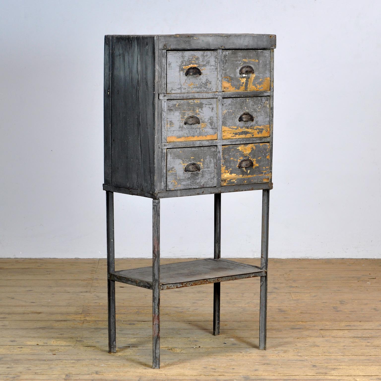commode industrielle vintage