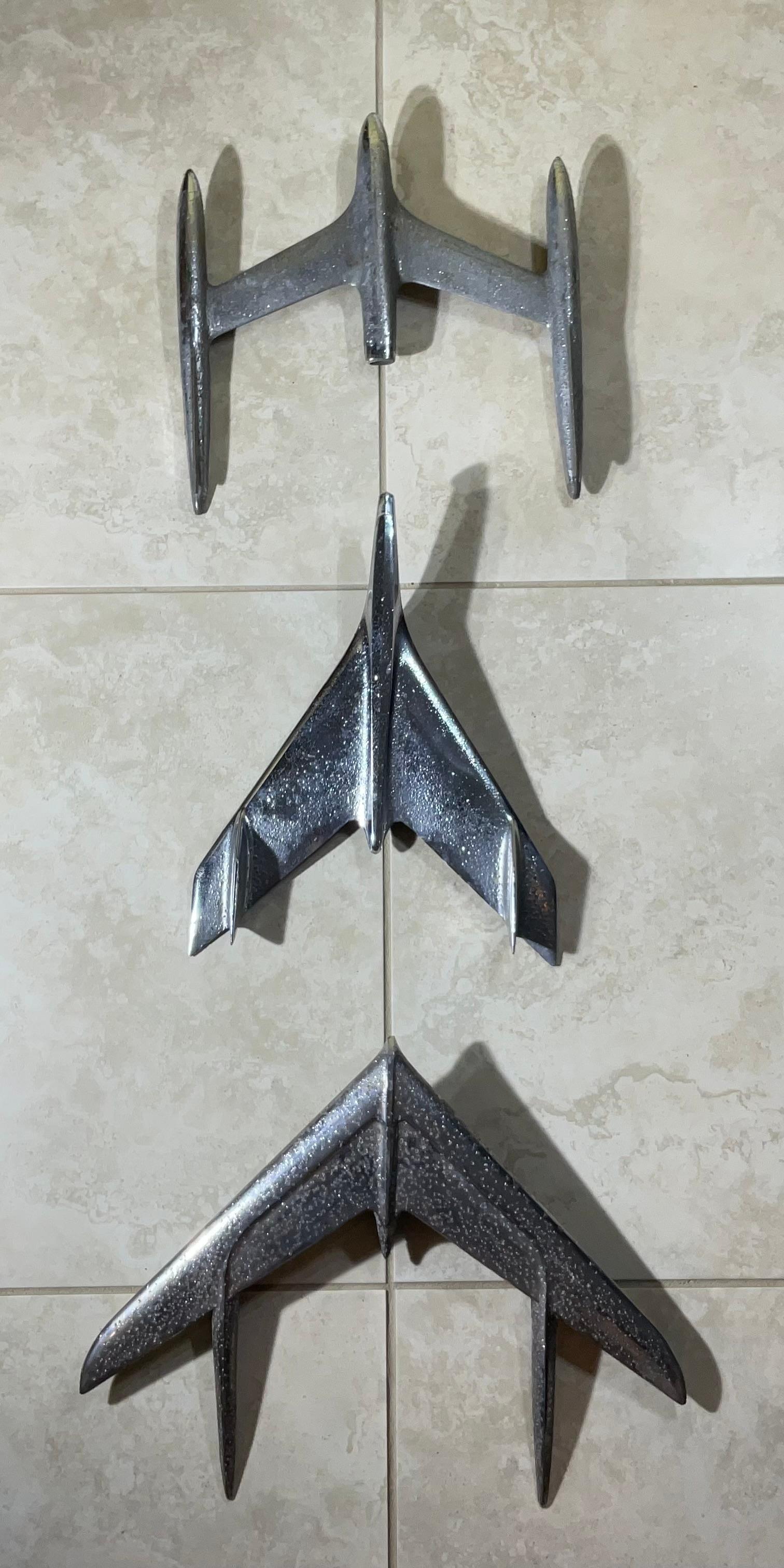 Industrial Chic Wall Art - American Car Hood Ornaments Wall Hanging Sculpture For Sale 1