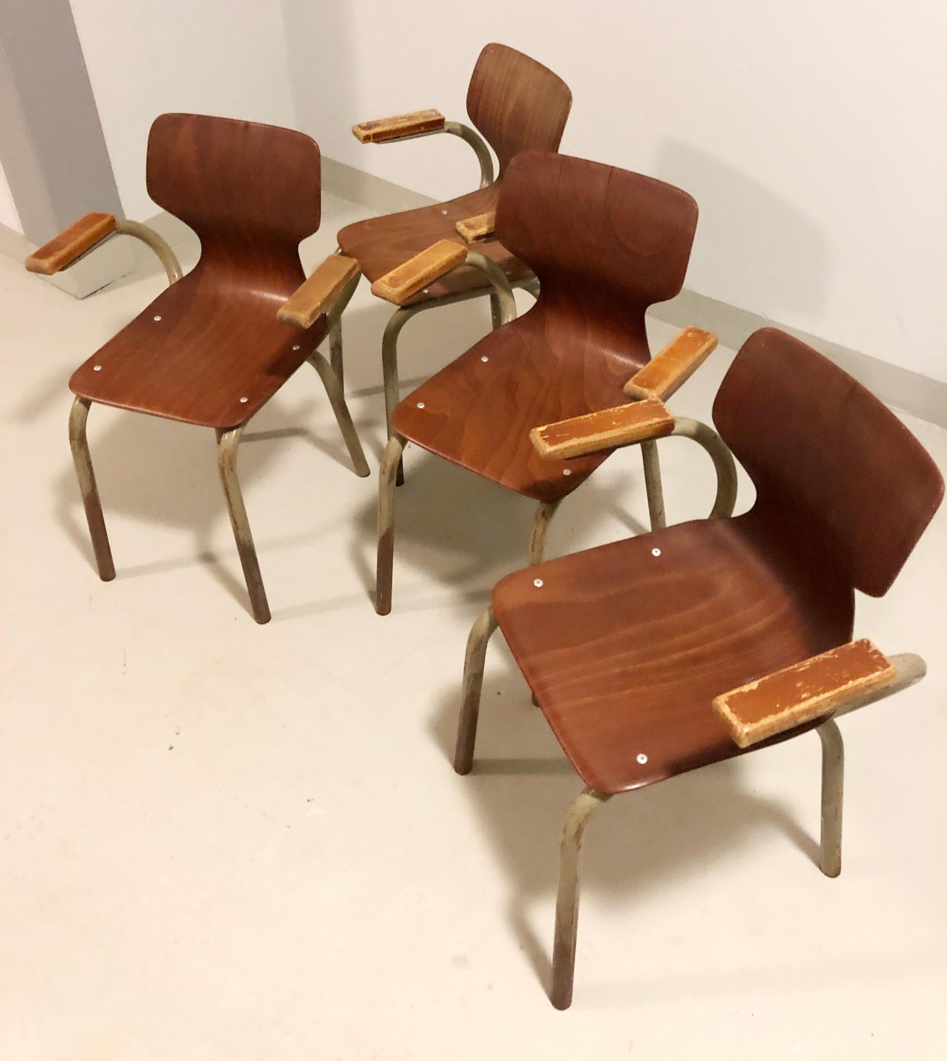 Industrial children chairs - Willy van der Meeren for Tubax - Pagholz 1970's For Sale 7