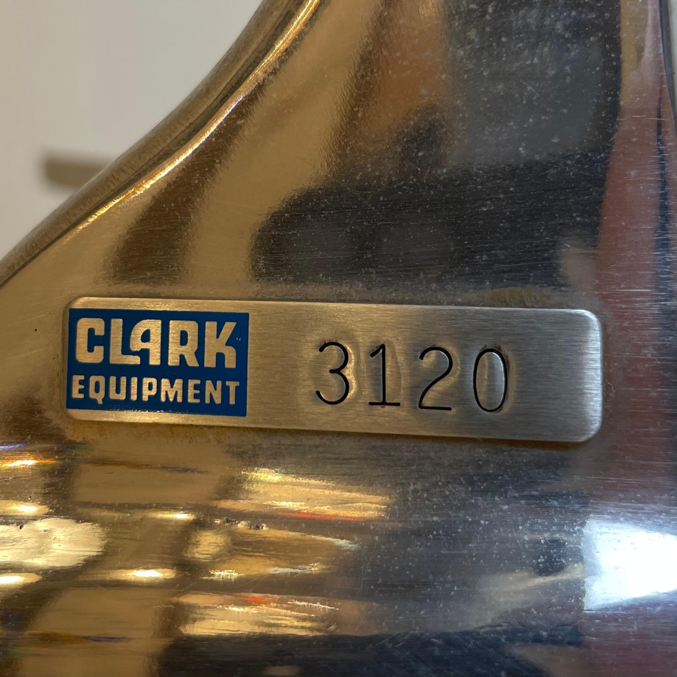 Industrieller Kleiderständer von Clark Equipment, 1970er Jahre im Zustand „Gut“ im Angebot in Brussel, BE