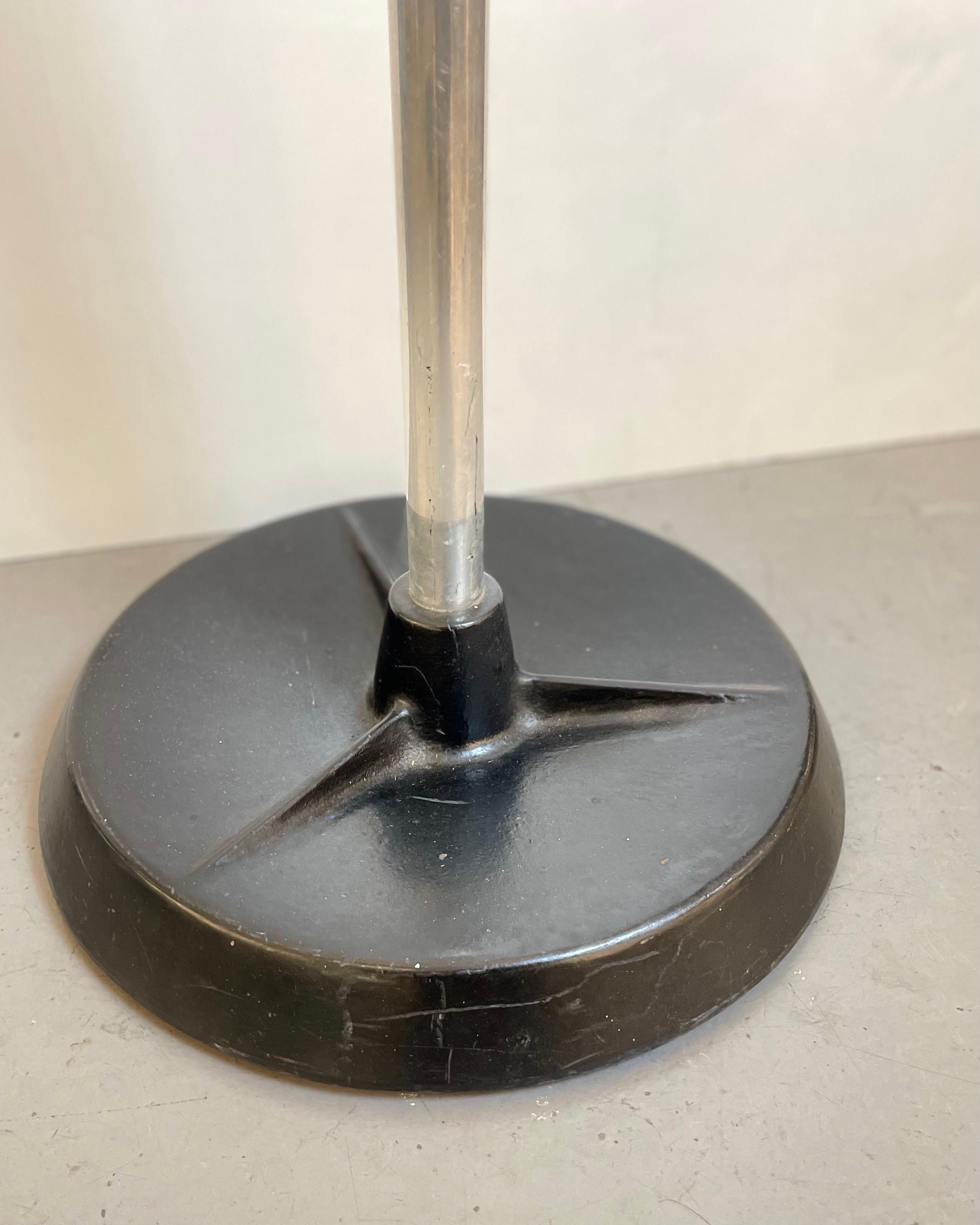 Industrieller Kleiderständer von Clark Equipment, 1970er Jahre (Metall) im Angebot