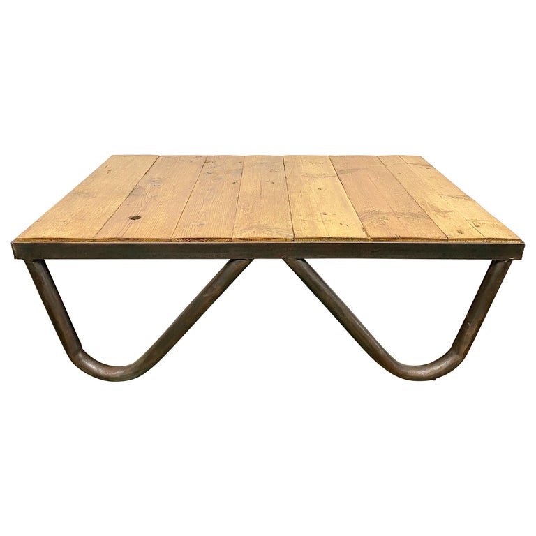 Industrial Coffee and Cocktail Tables - 227 For Sale at 1stDibs 