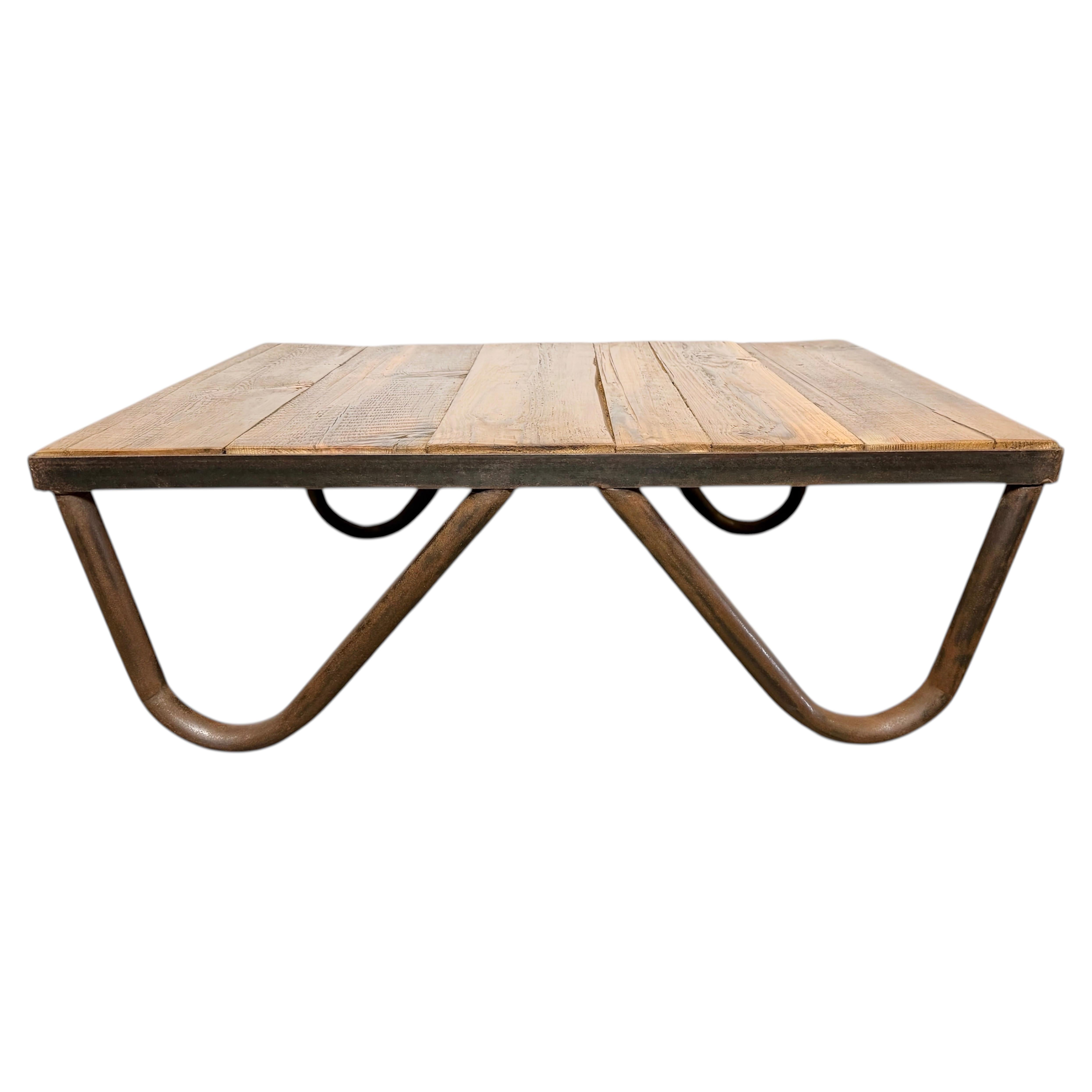 Table basse industrielle, années 1960 en vente