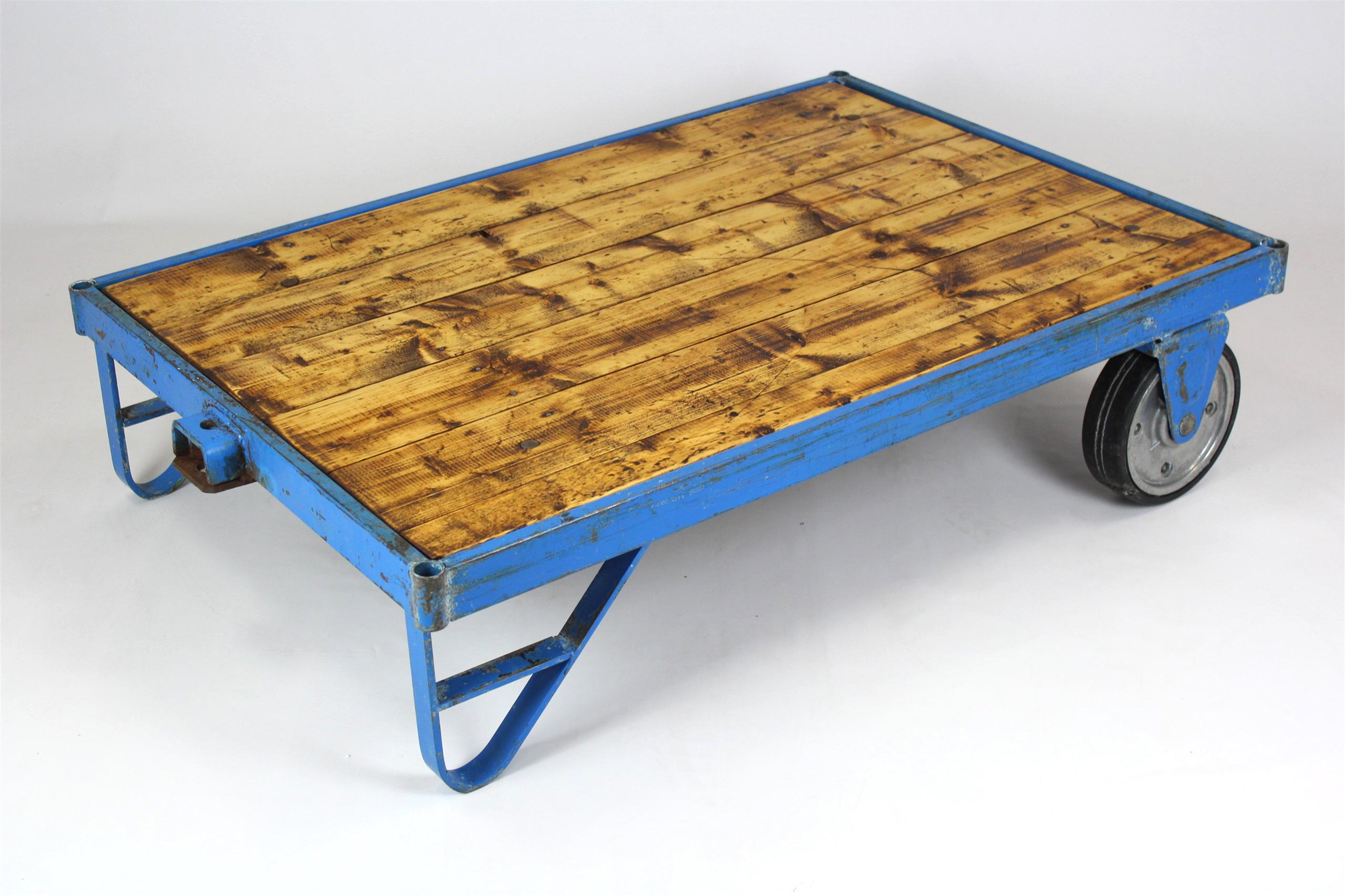 Industrial Coffee Table Cart, Czech Republic, 1950s In Good Condition For Sale In Żory, PL