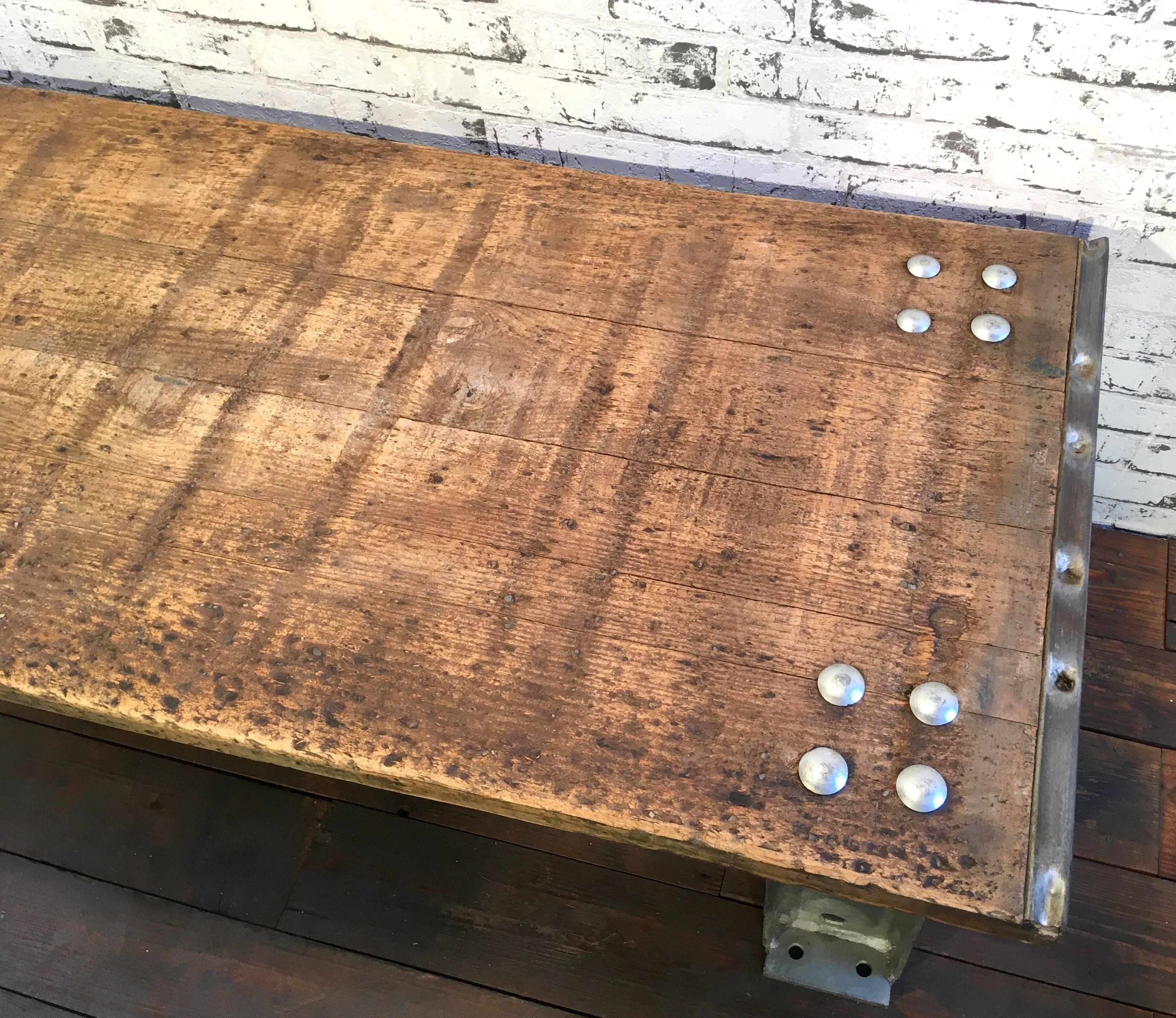 Industrial Coffee Table In Good Condition In Kojetice, CZ