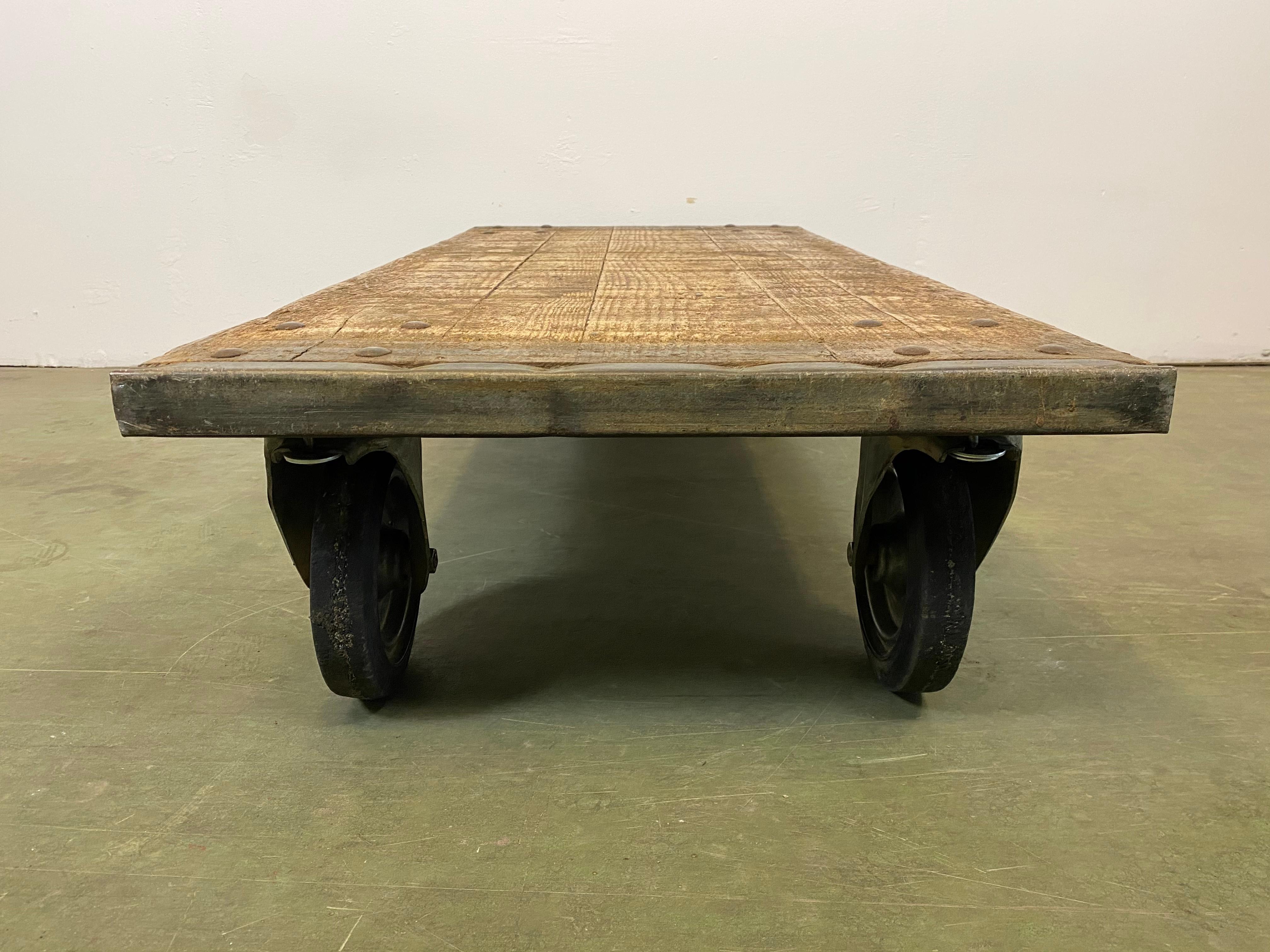 Industrial Coffee Table on Wheels For Sale 1