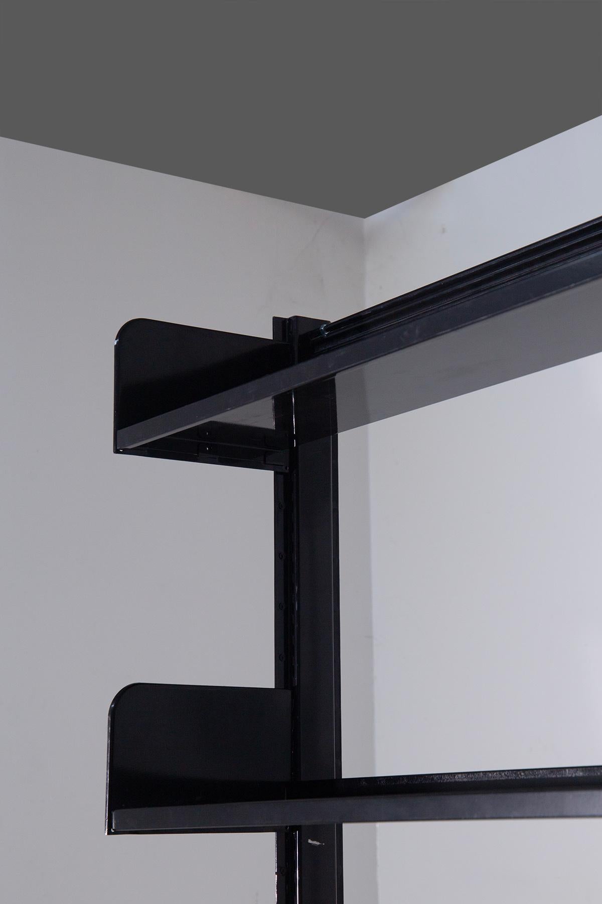 Metallo Industrial Congress Library in Black by Lips Vago, Italy in vendita