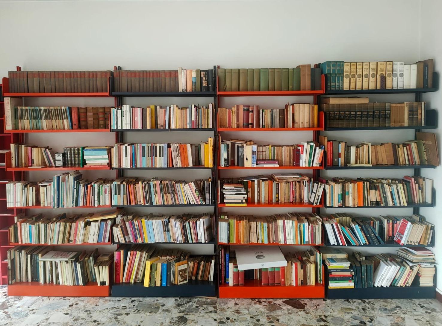 Industrielles Congresso-Bücherregal aus blauem Stahl von Lips Vago, vier verfügbar im Angebot 11
