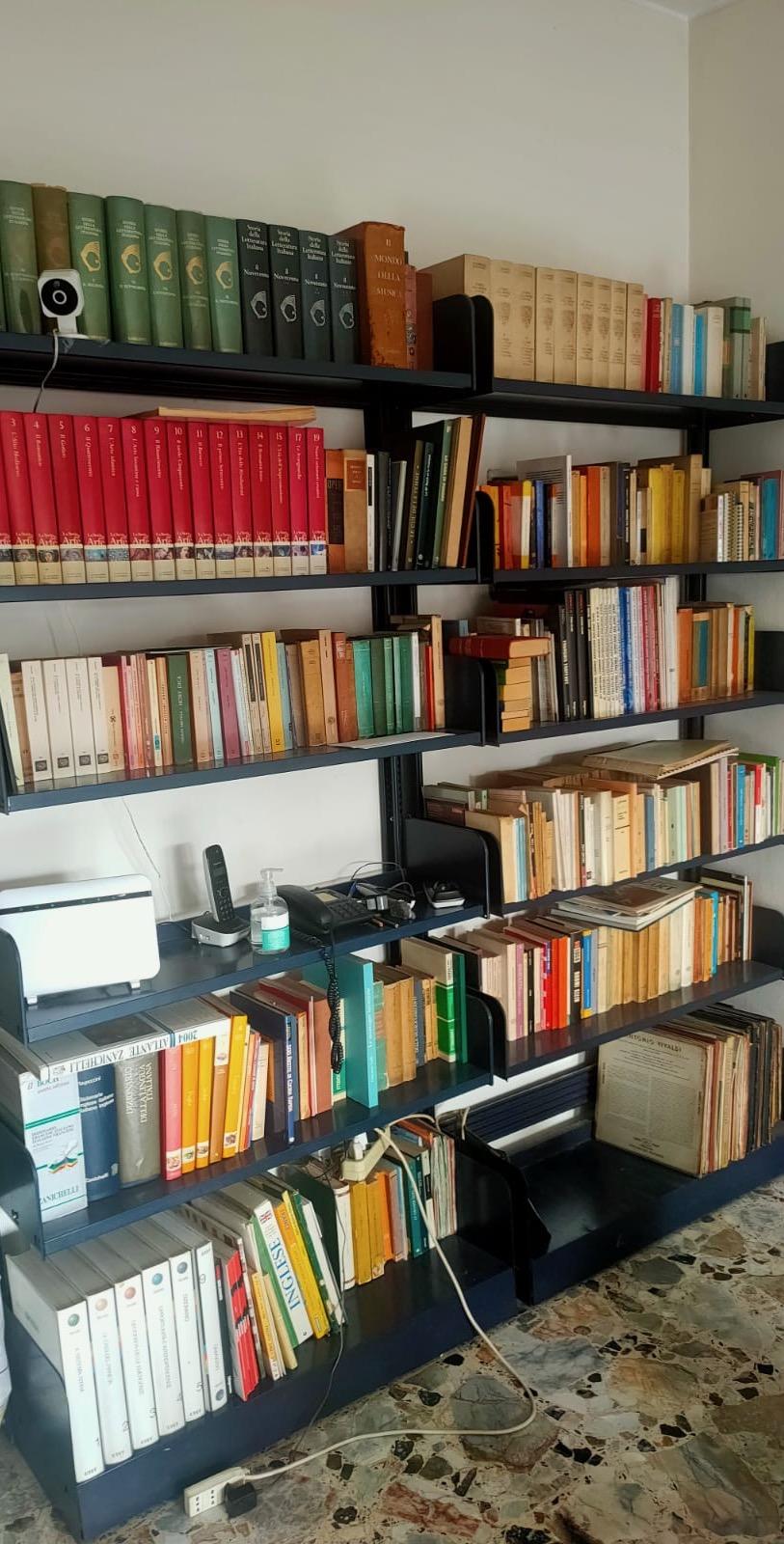 Industrielles Congresso-Bücherregal aus blauem Stahl von Lips Vago, vier verfügbar im Angebot 12