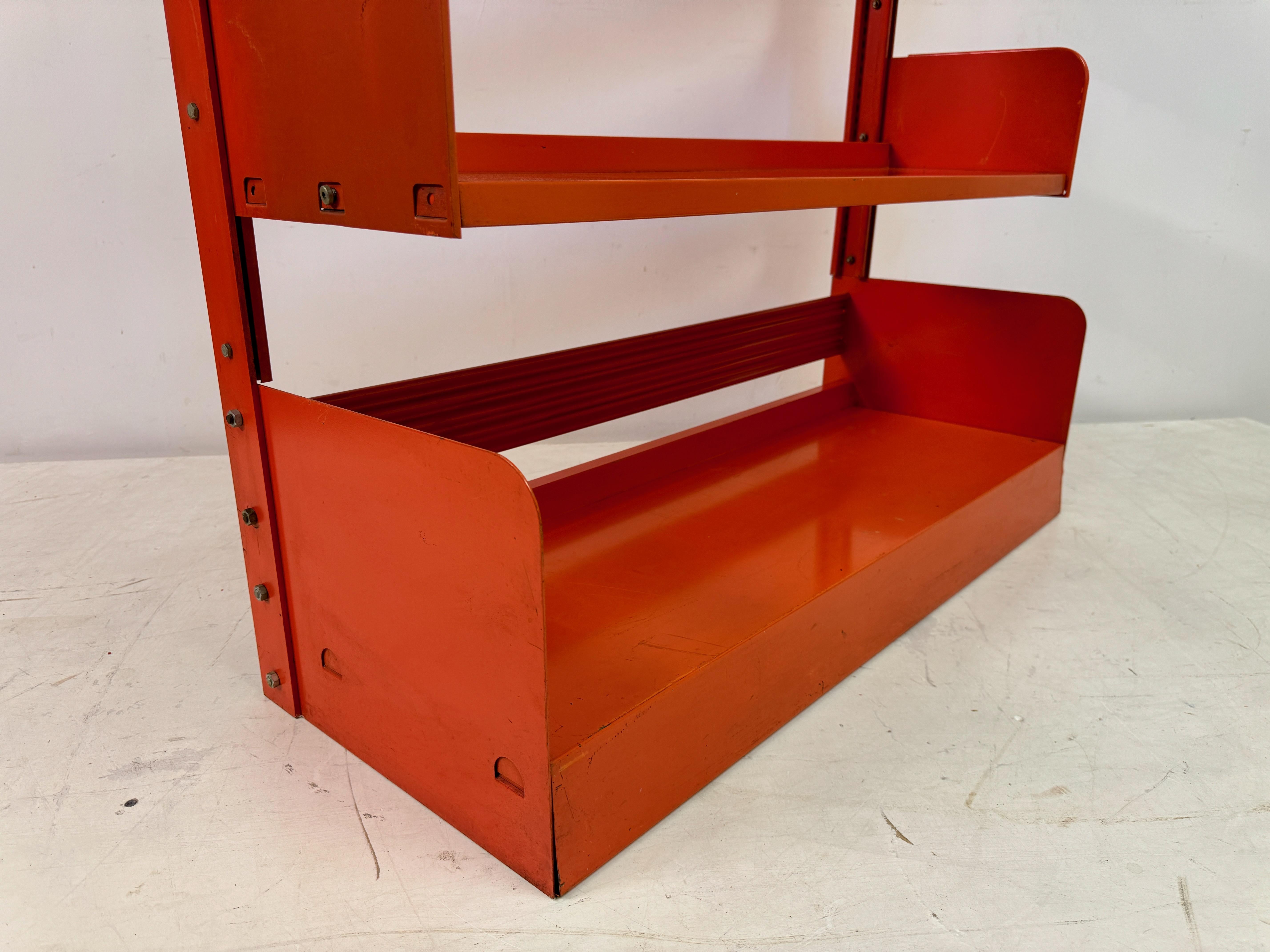 Librería industrial Congresso de acero rojo by Lips Vago,  Dos disponibles en venta 6