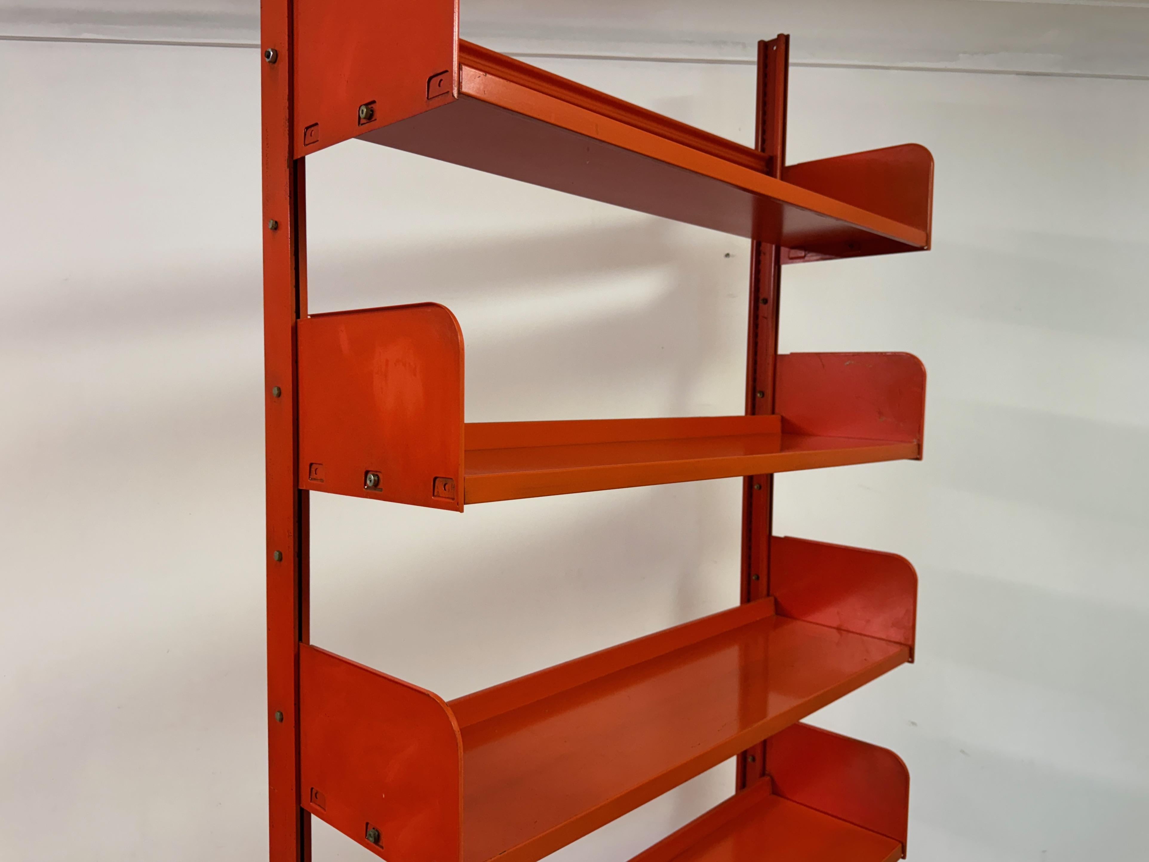 Librería industrial Congresso de acero rojo by Lips Vago,  Dos disponibles en venta 7