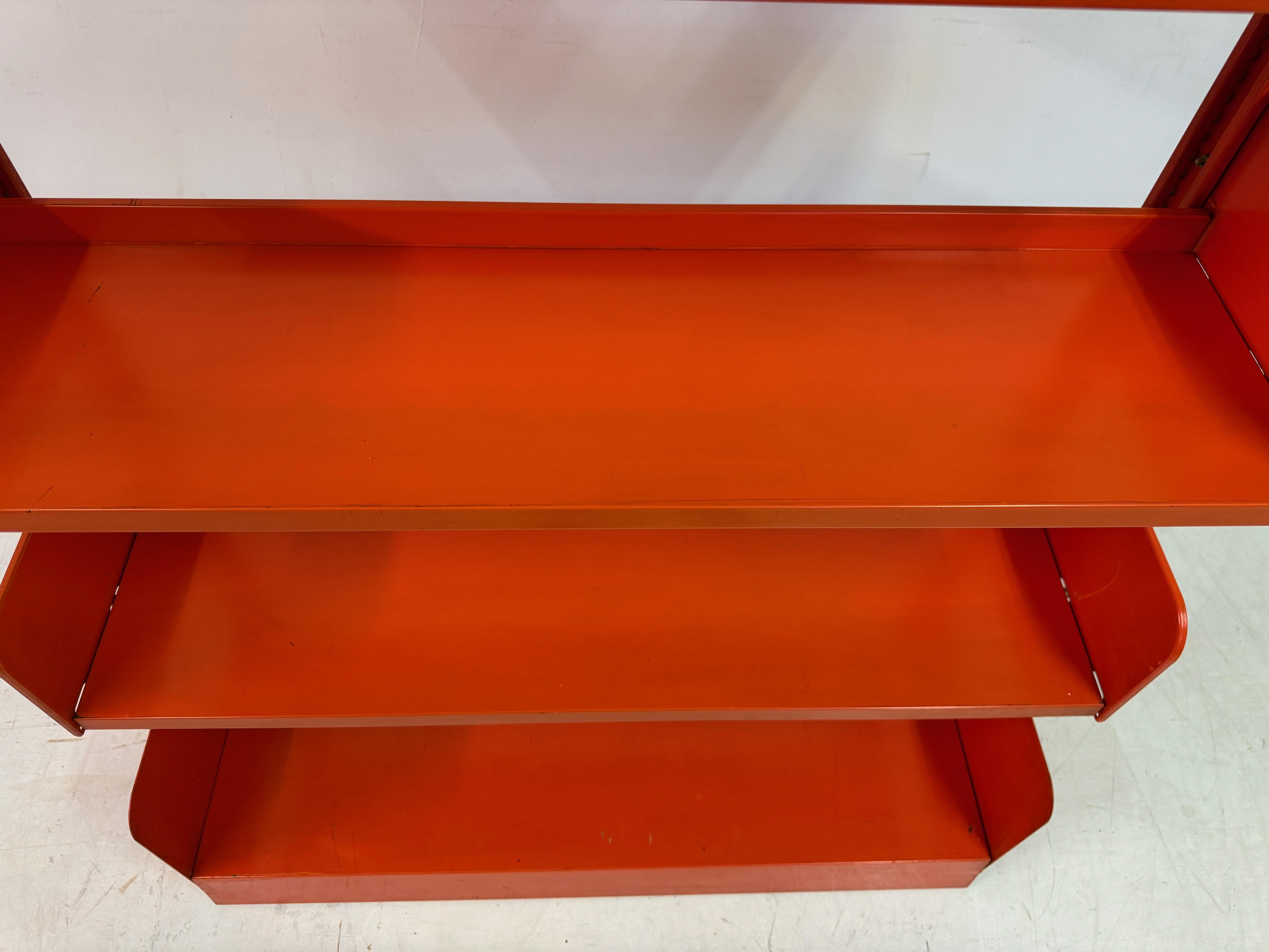 Librería industrial Congresso de acero rojo by Lips Vago,  Dos disponibles en venta 2