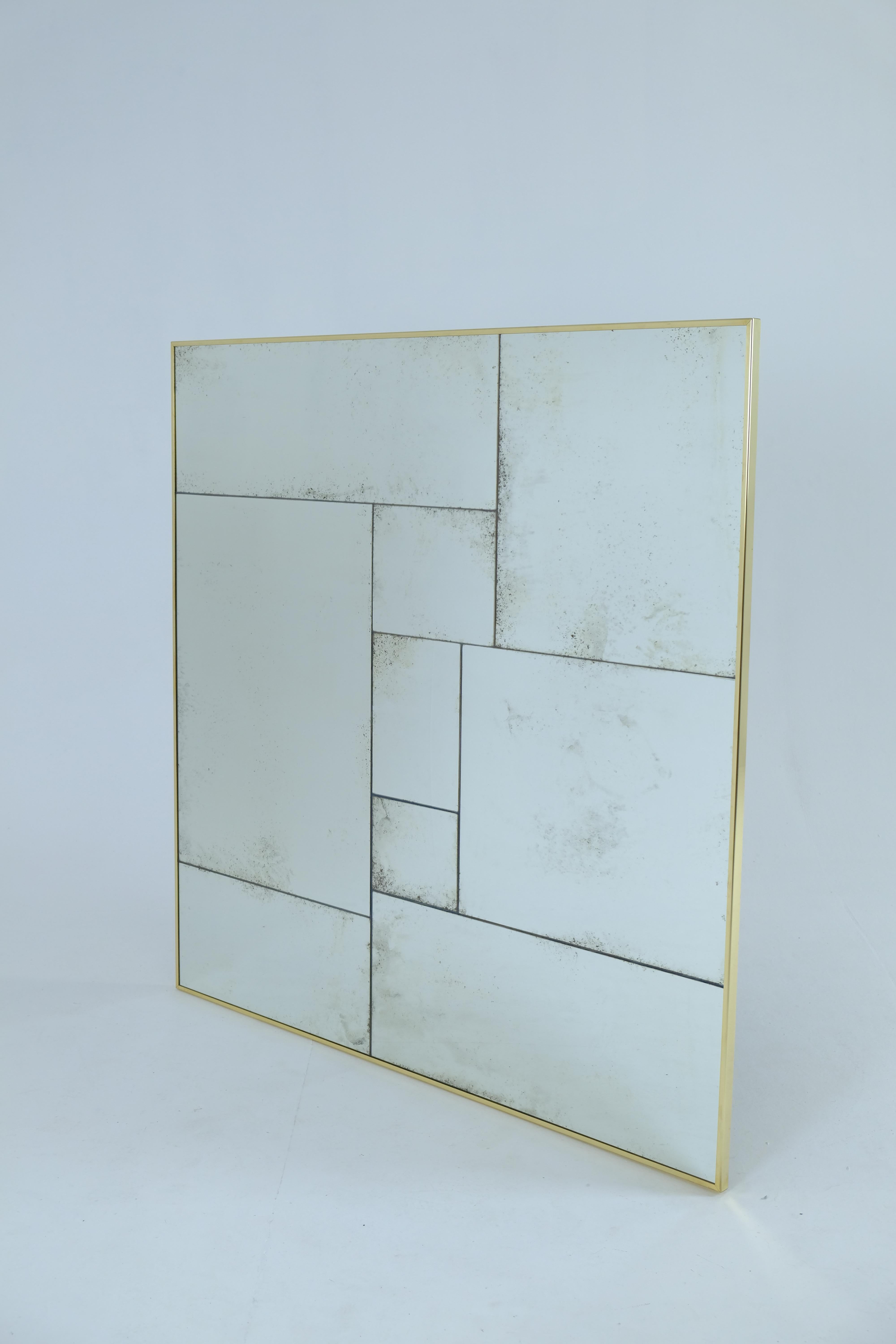 Miroir artisanal sur mesure avec cadre en laiton vieilli à la main et finition authentique XL en vente 3