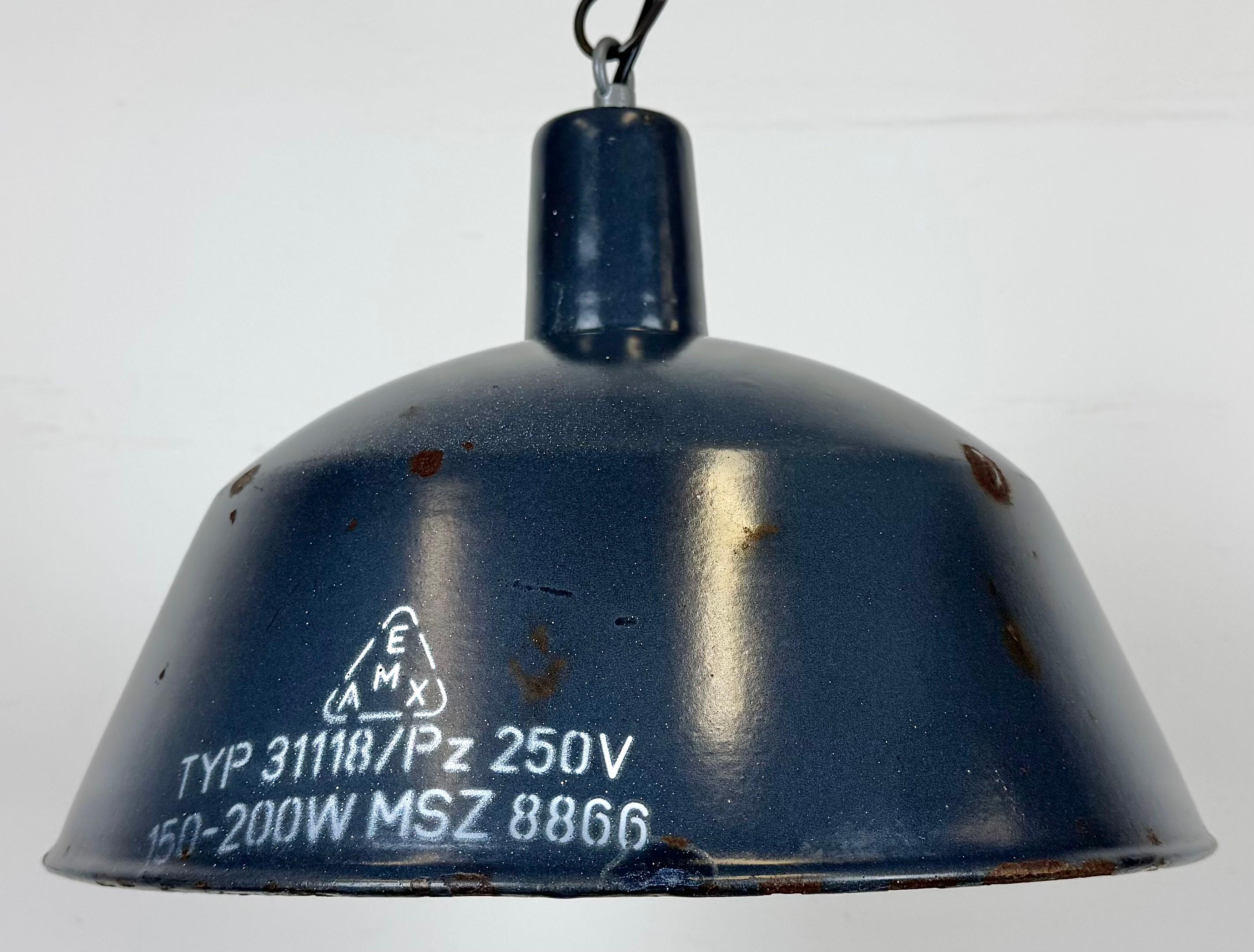 Lampada a sospensione industriale in smalto blu scuro di EMAX, anni '60 in vendita 2