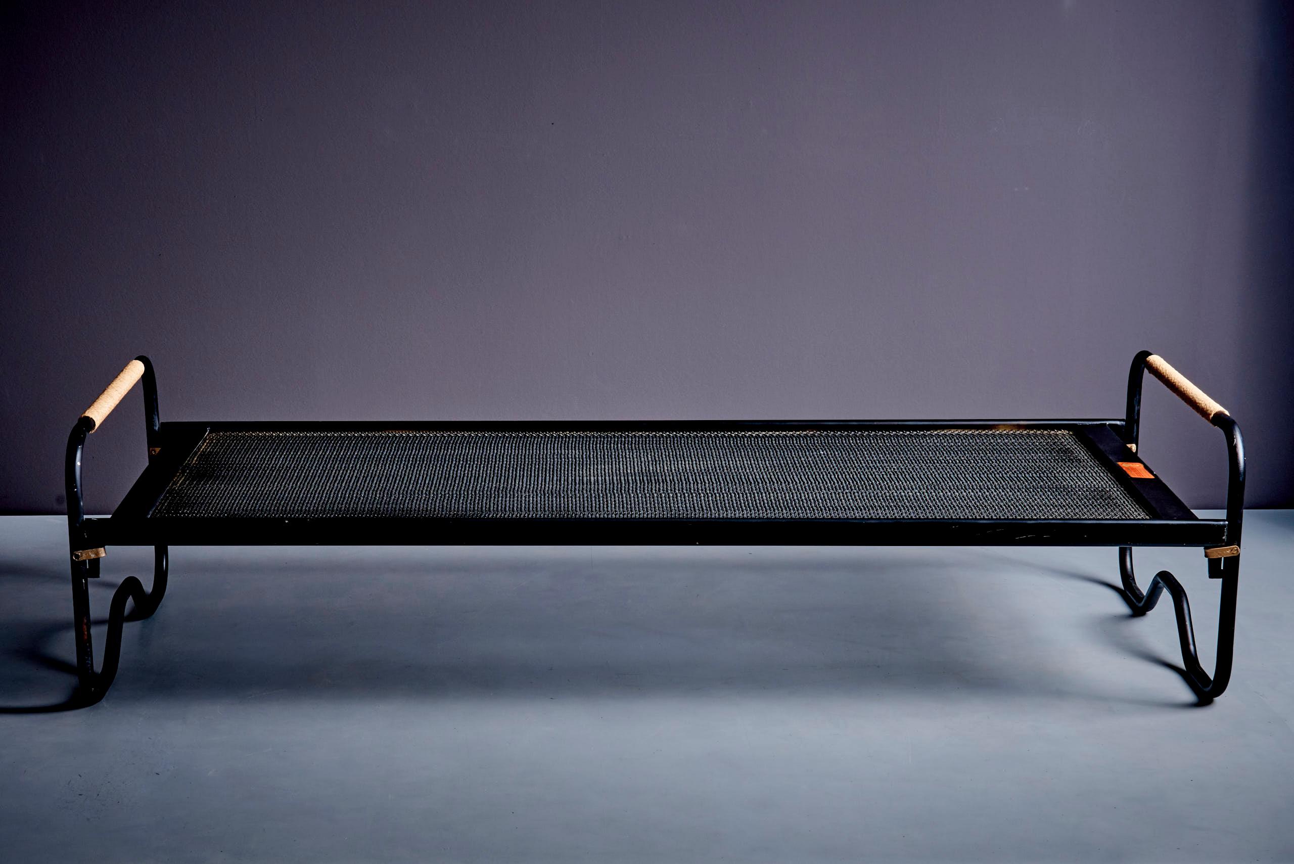 Méridienne industrielle de Vertifix Netherlands en vente 1