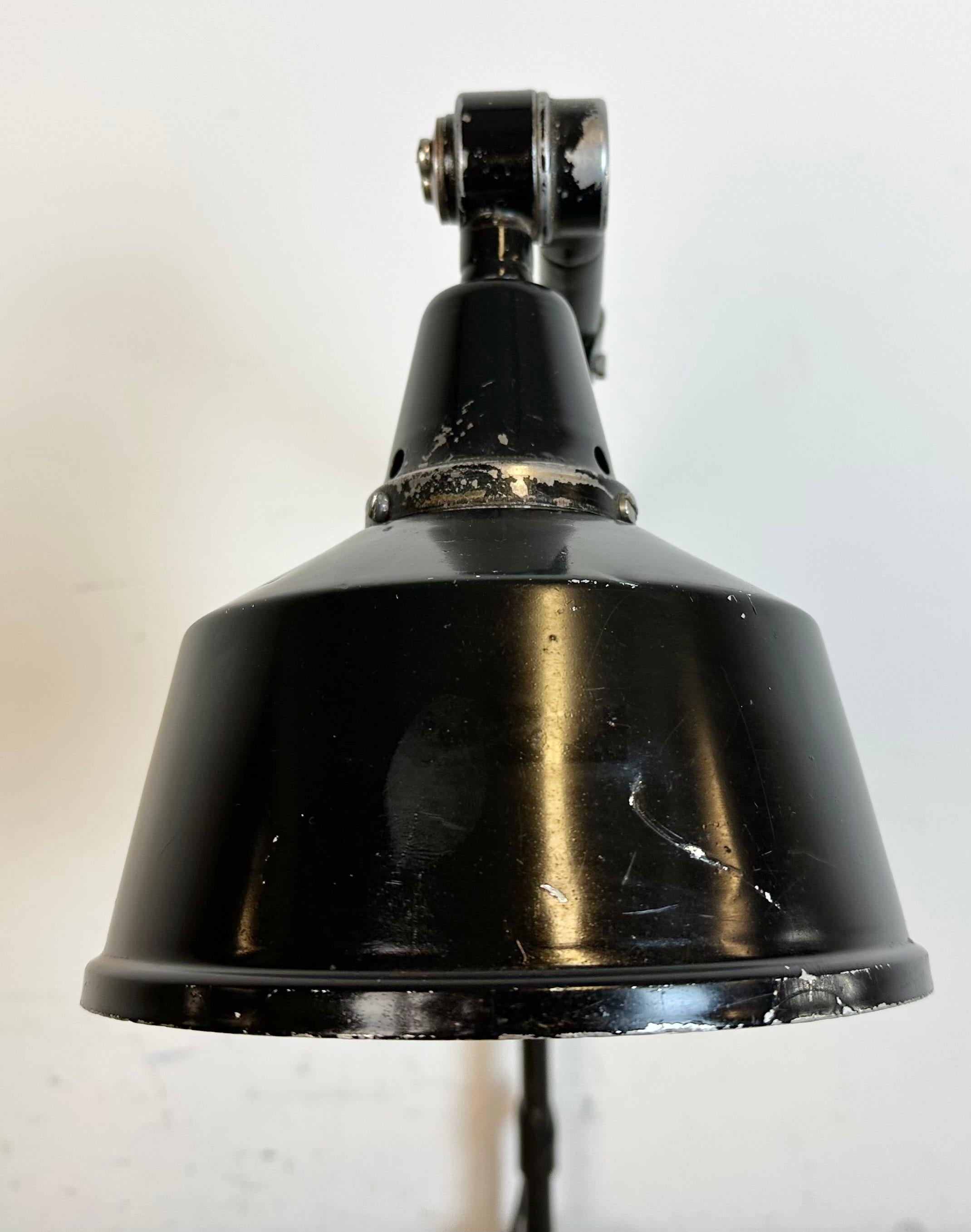Industrial DDRP Desk or Wall Lamp by Curt Fischer for Midgard, 1930s For Sale 11