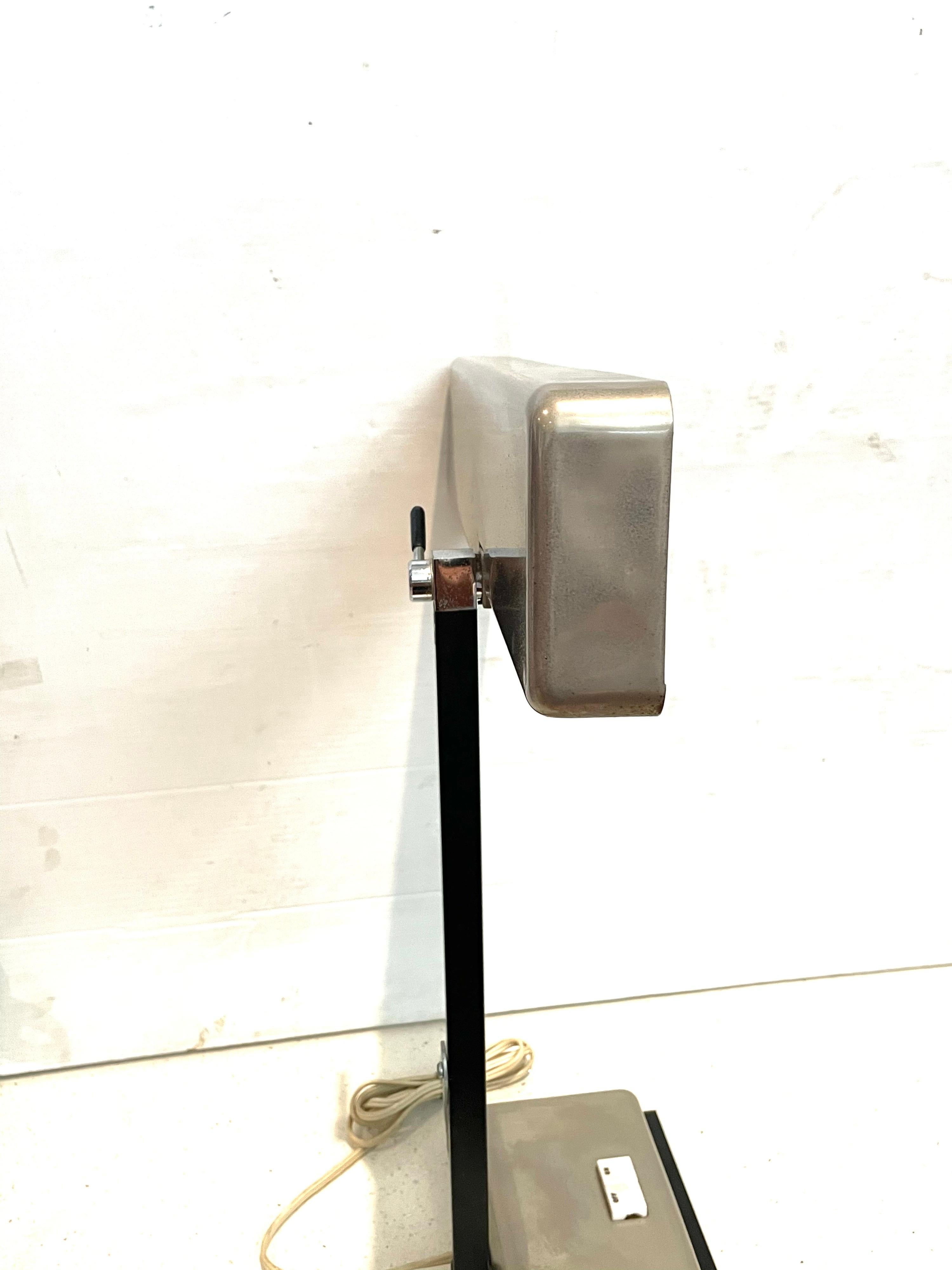 Industrial Design Architects Desk Task Lamp Multidirectional Rare In Good Condition For Sale In San Diego, CA