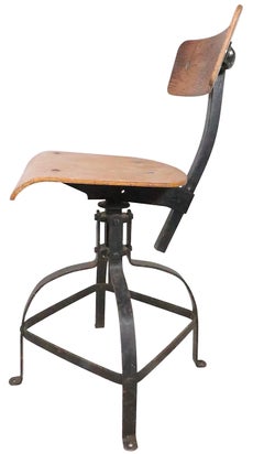 Tabouret de bar de style industriel, créé par Henri Lieber pour Flambo, fabriqué en France dans les années 1940