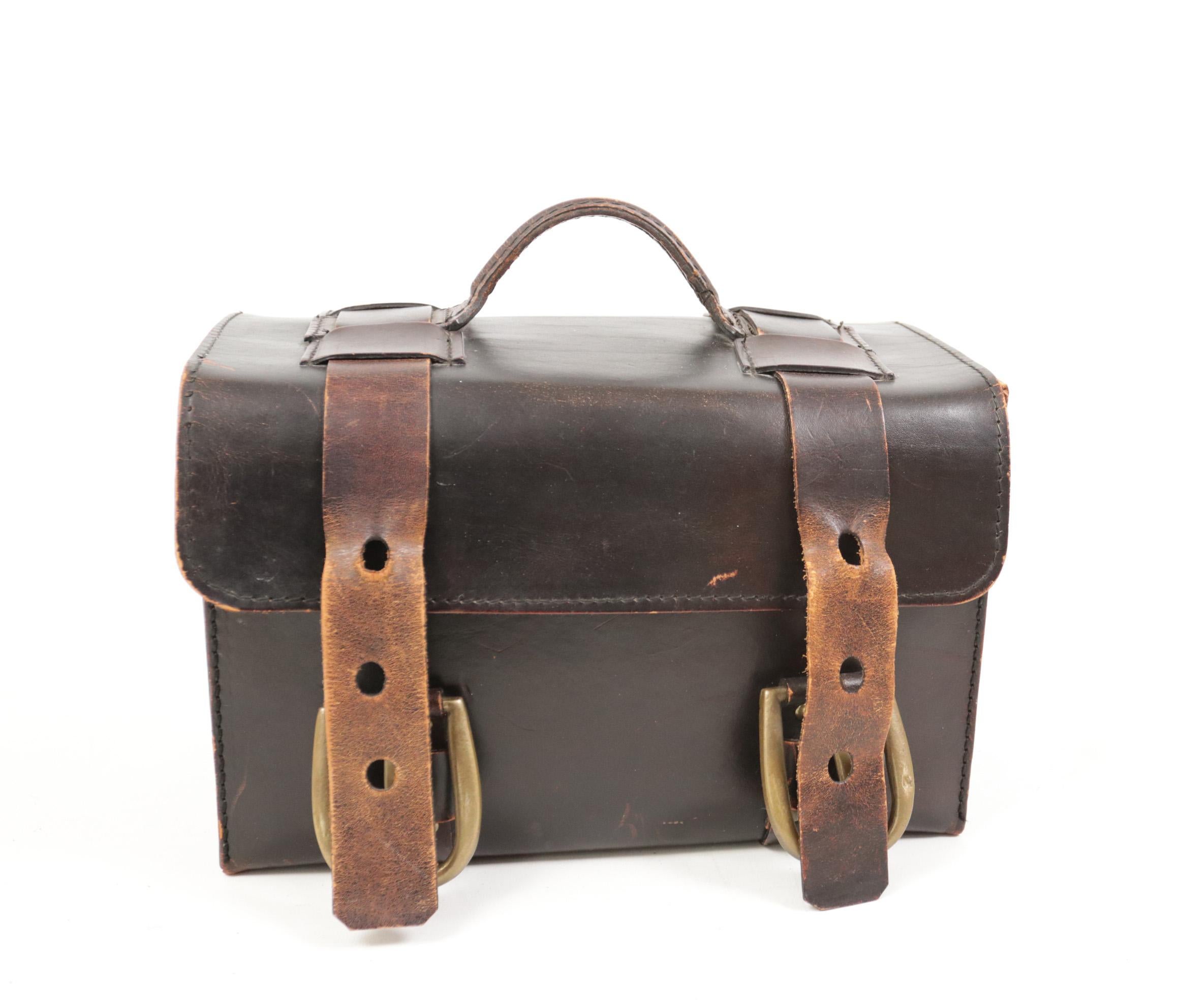 Industrial Design Dutch Harness Leather Tool Case from the 1930s For Sale 7