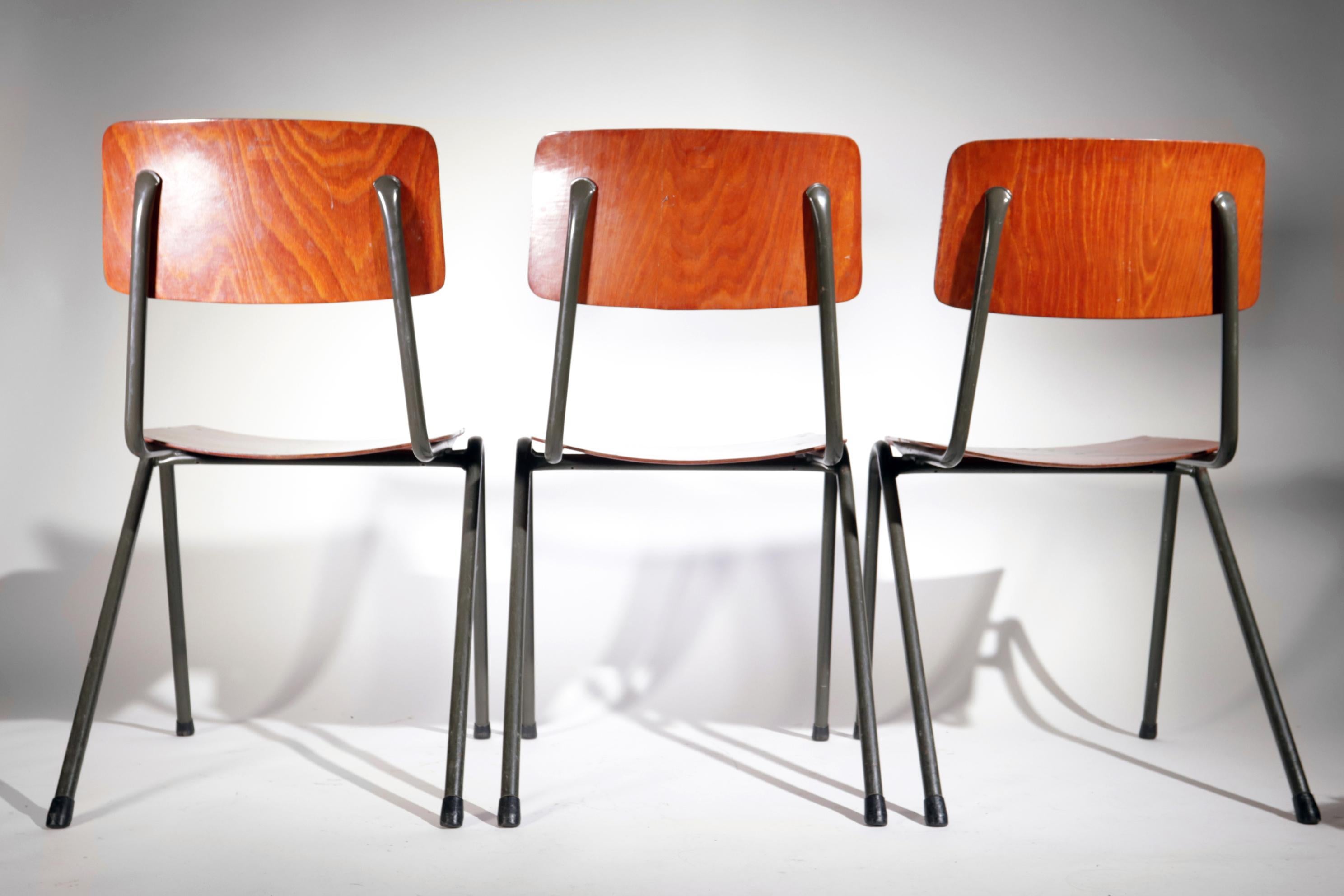 Industrial Design Eromes Pagholz Stacking Dining Chairs V-Shape Legs 2