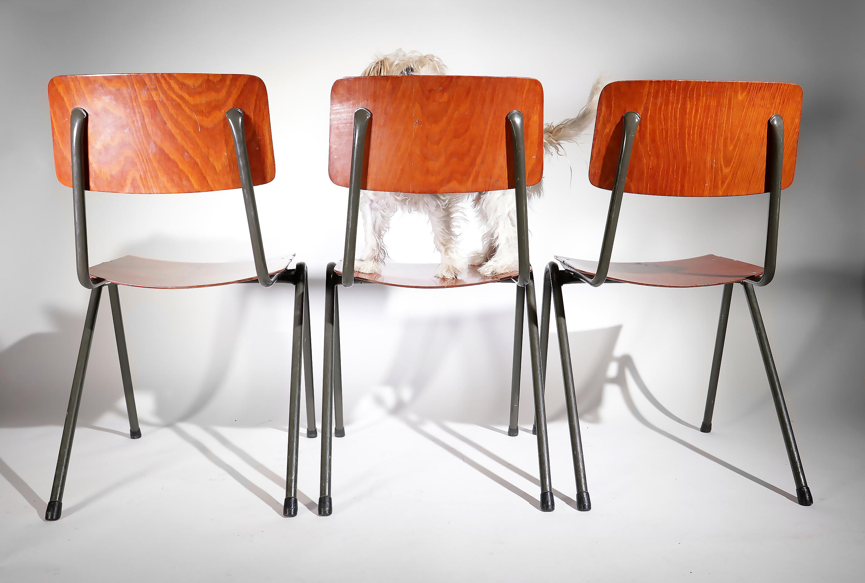 Mid-20th Century Industrial Design Eromes Pagholz Stacking Dining Chairs V-Shape Legs