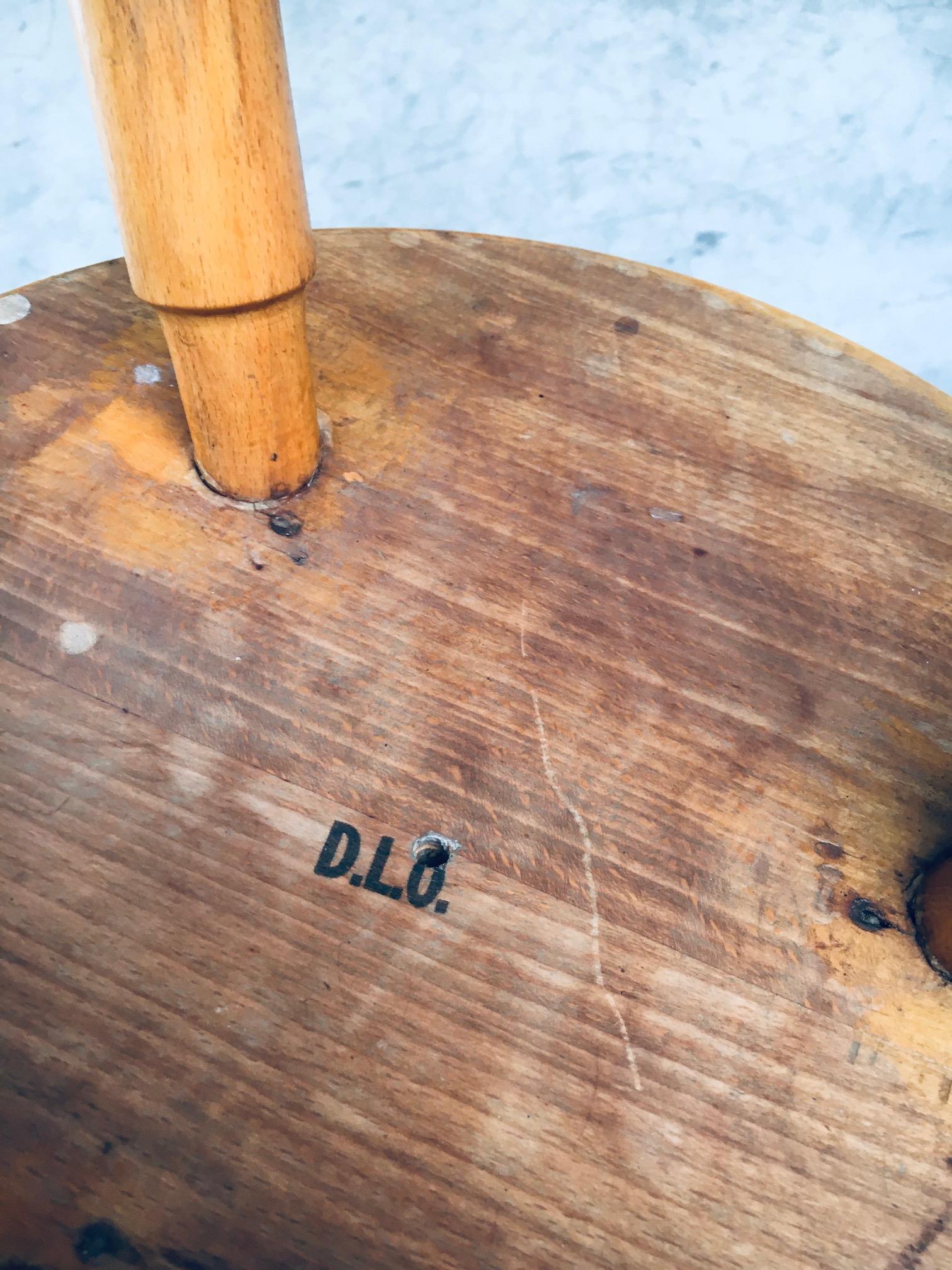 Industrial Design Low Tripod Stool Set, Belgium 1950's For Sale 13