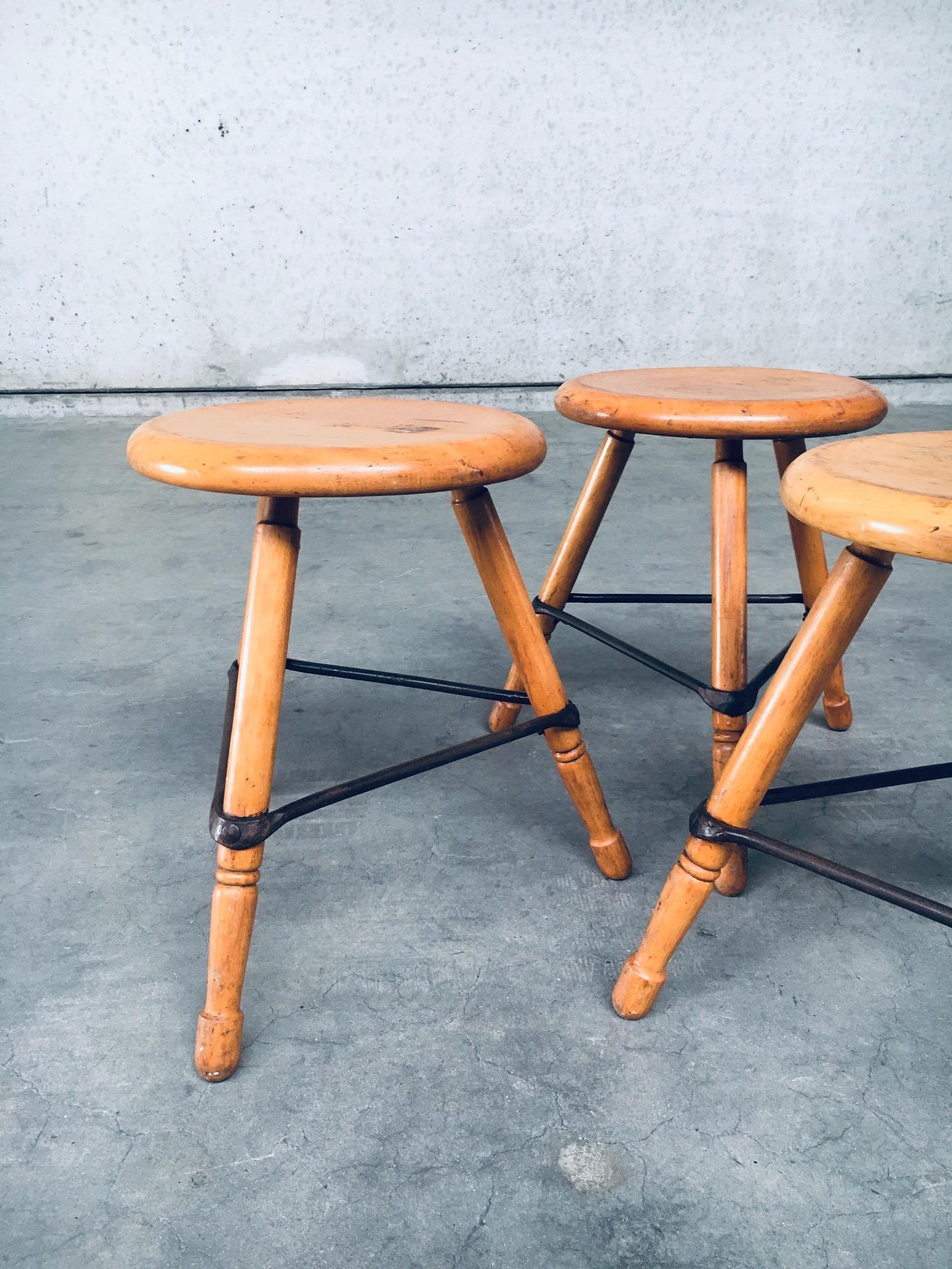 Industrial Design Low Tripod Stool Set, Belgium 1950's For Sale 2
